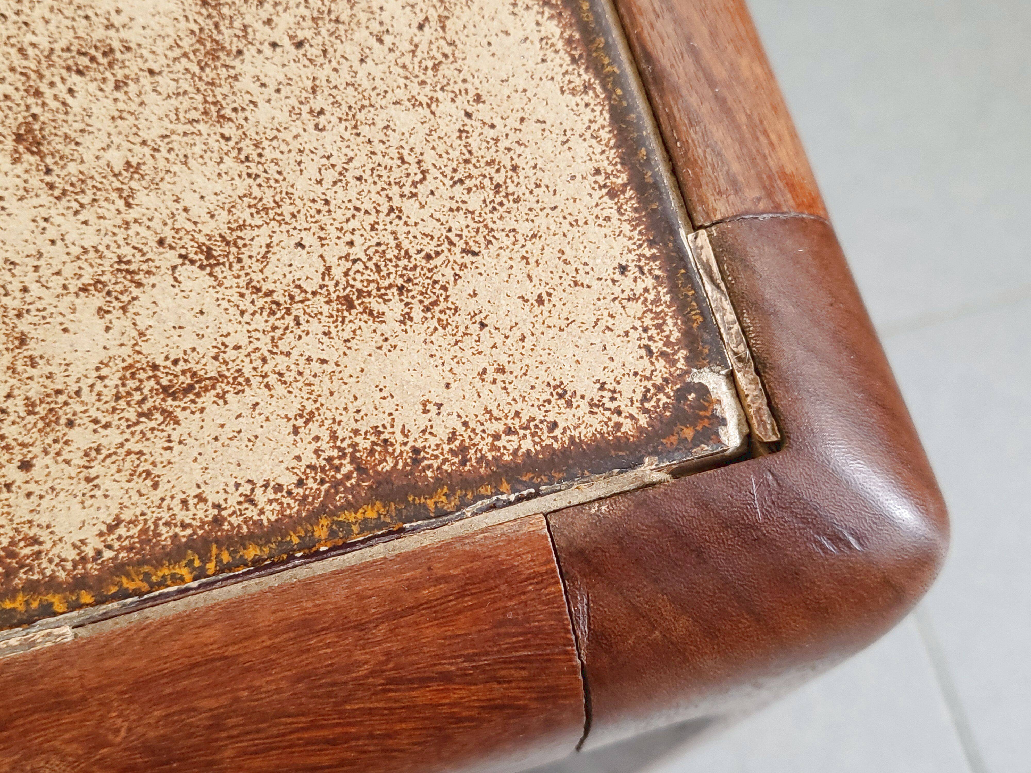 Scandinavian coffee table G-Plan 1960 vintage