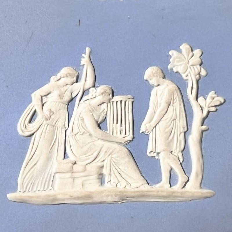 Heart box in Wedgwood