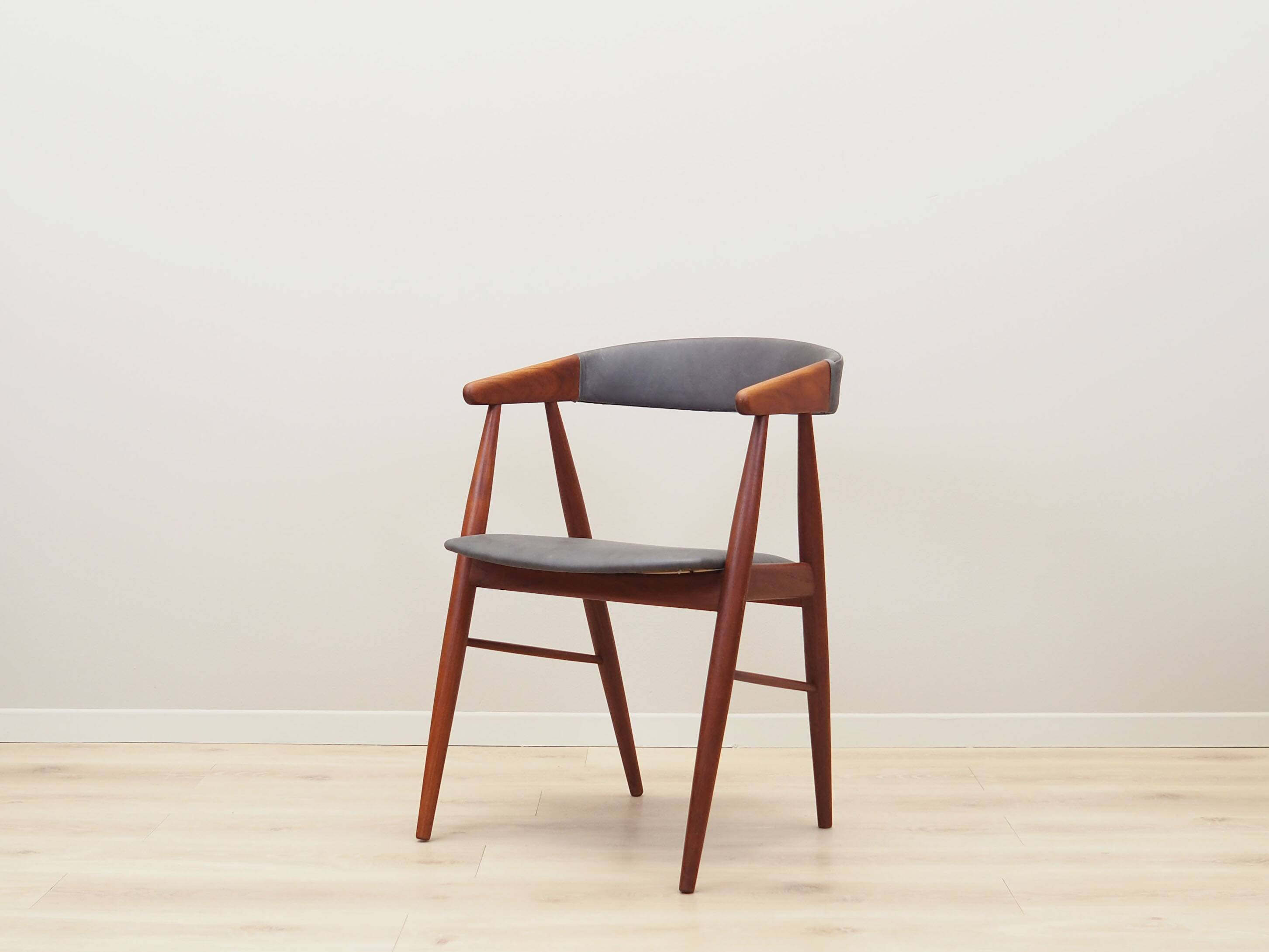 Set of four teak chairs, Danish design, 1960s, designer: Ejner Larsen & Aks