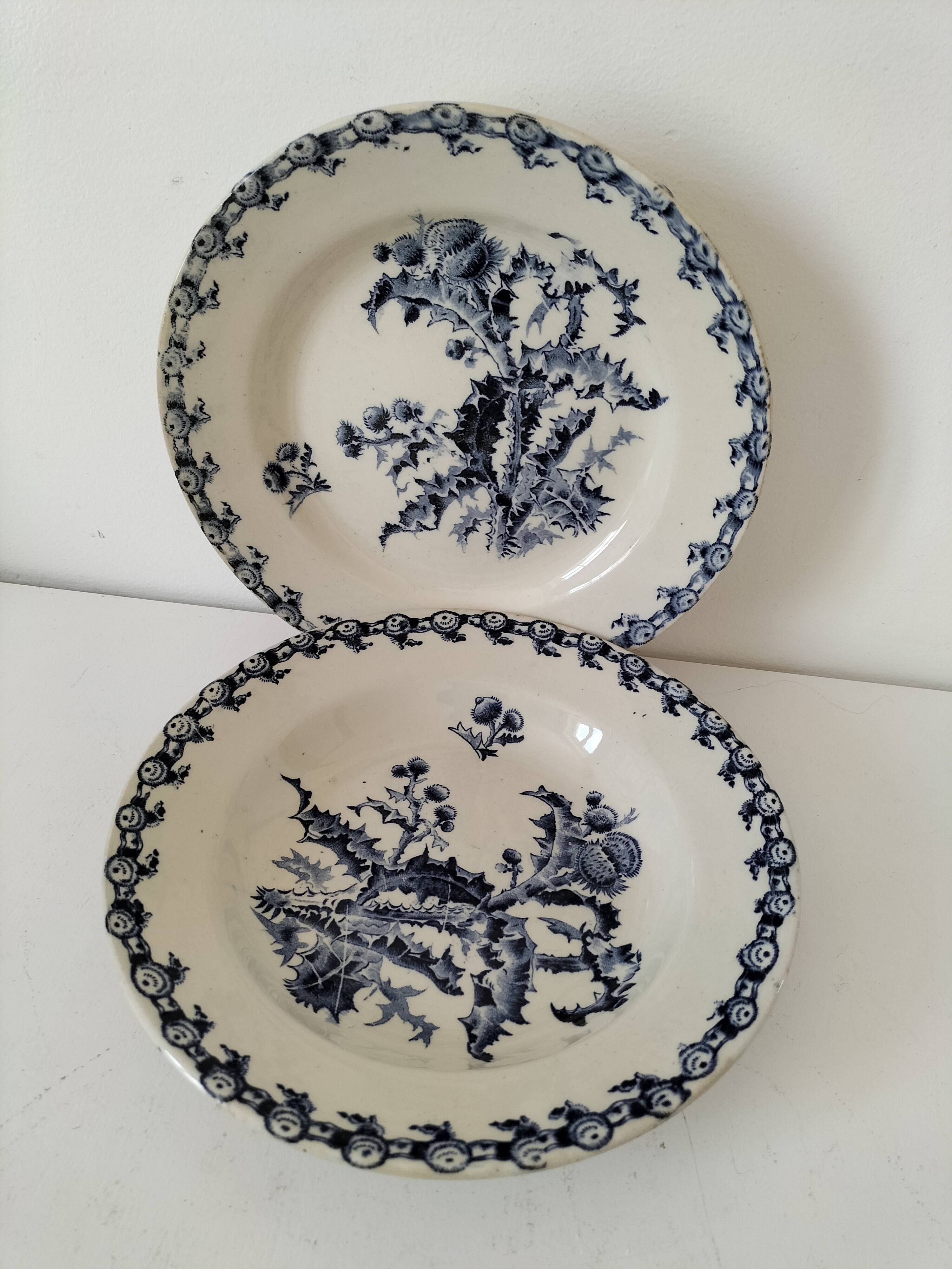 Trio of Gien soup plates – Chardon model in navy blue