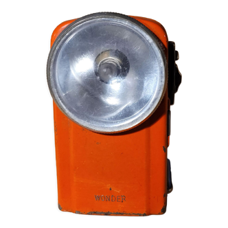 Wonder flashlight