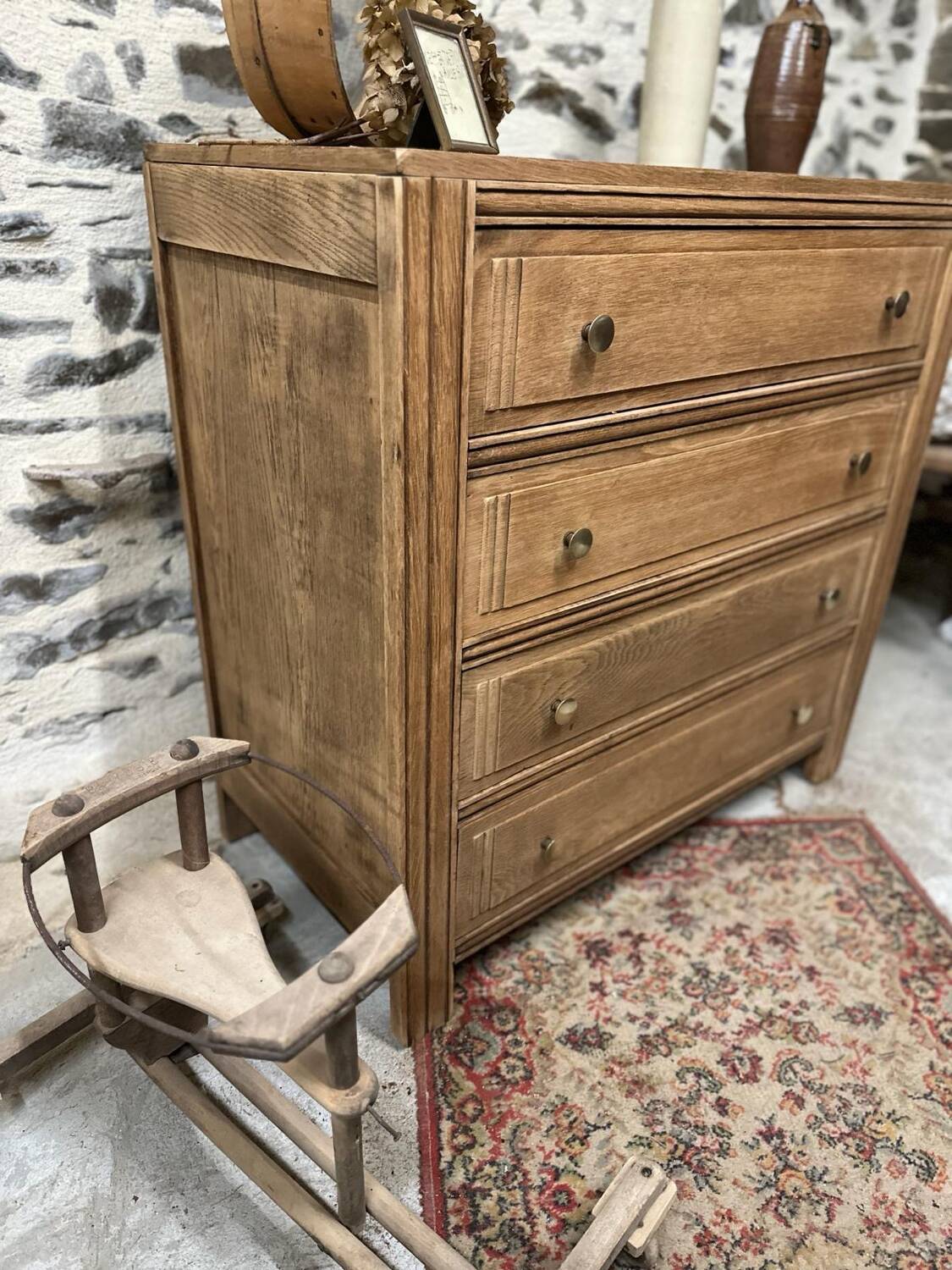 Superb 4-drawer chest of drawers from the 50s in raw wood