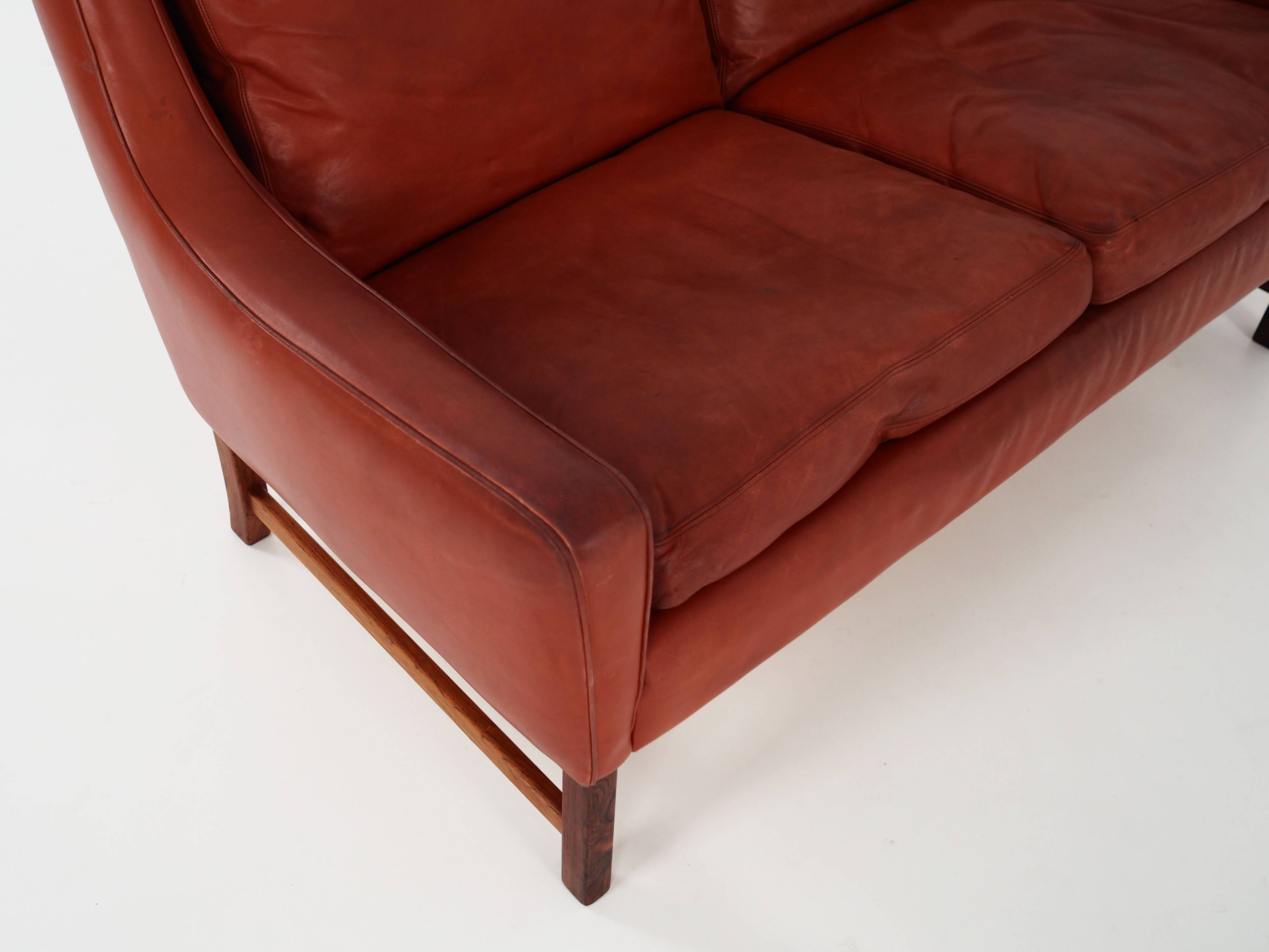 Red leather sofa, Scandinavian design, 1960s, designer: Fredrik Kayser, production: Vatne Møbler