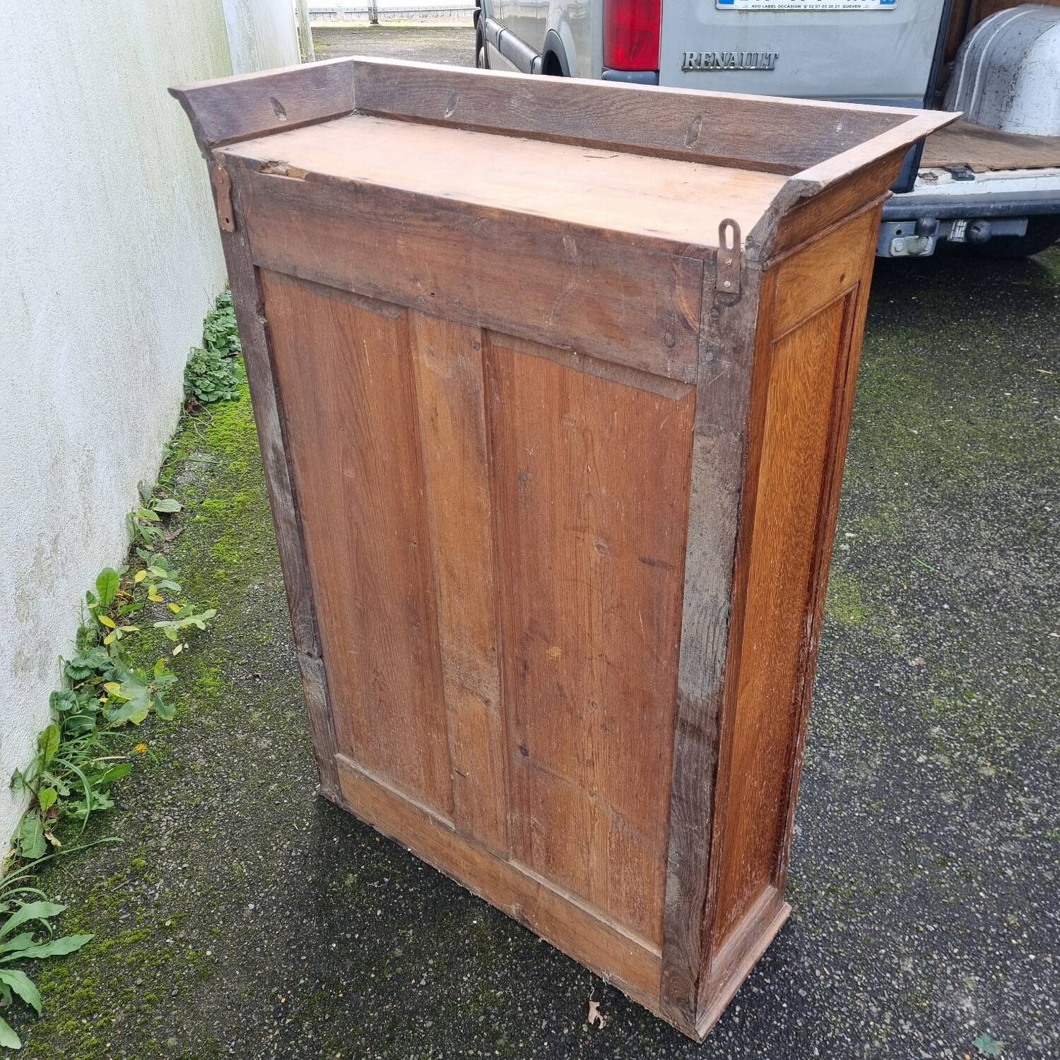 Wall display cabinet library