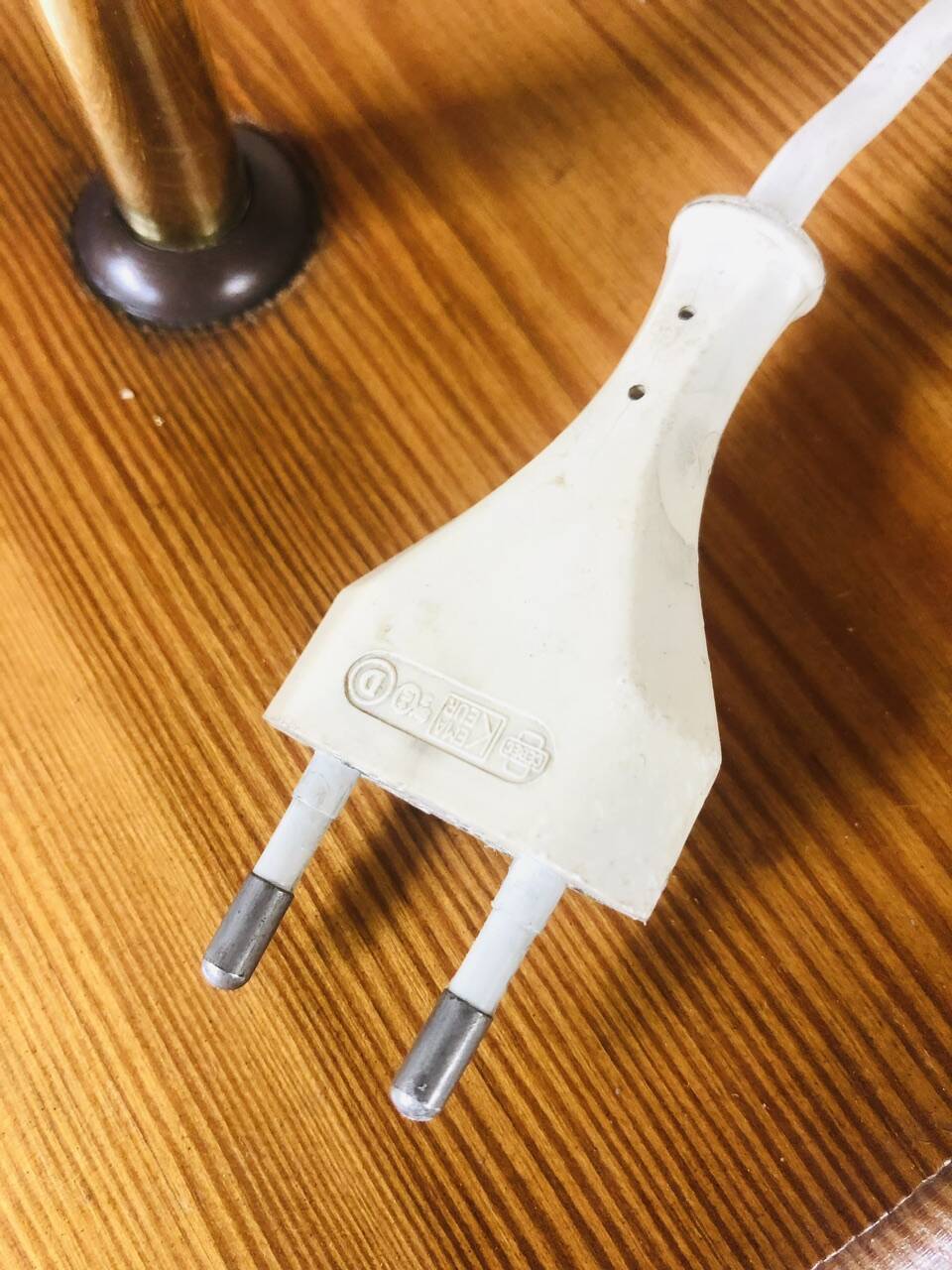 Vintage adjustable floor lamp by Vrieland design, circa 70's/80's