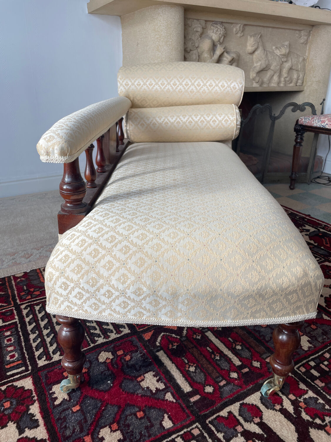 Victorian mahogany daybed.