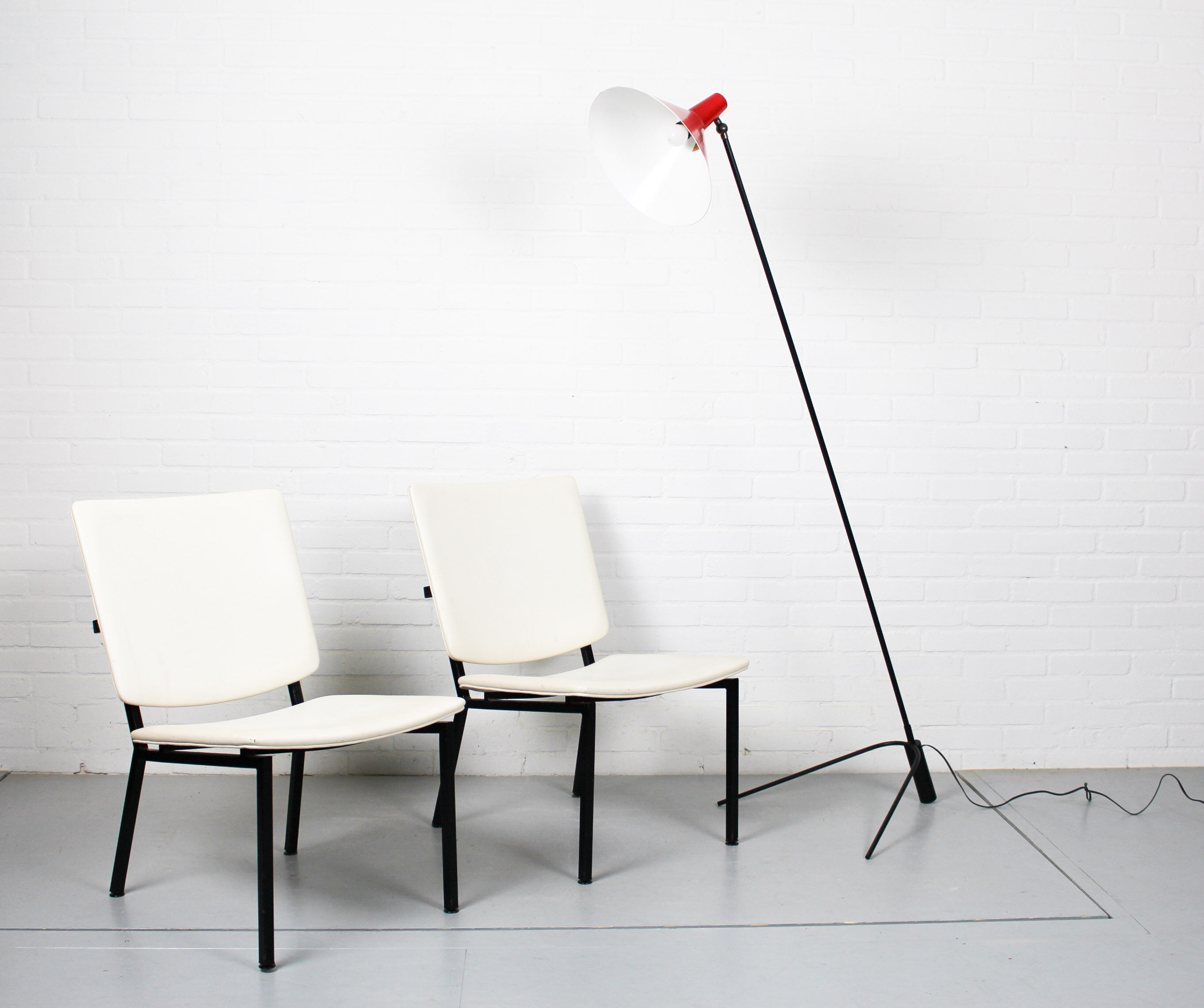 Set of 2 Industrial minimalist black metal tube frame chairs, 1960s