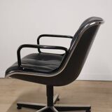 Fauteuil de bureau Charles Pollock édition Knoll en cuir, 1970