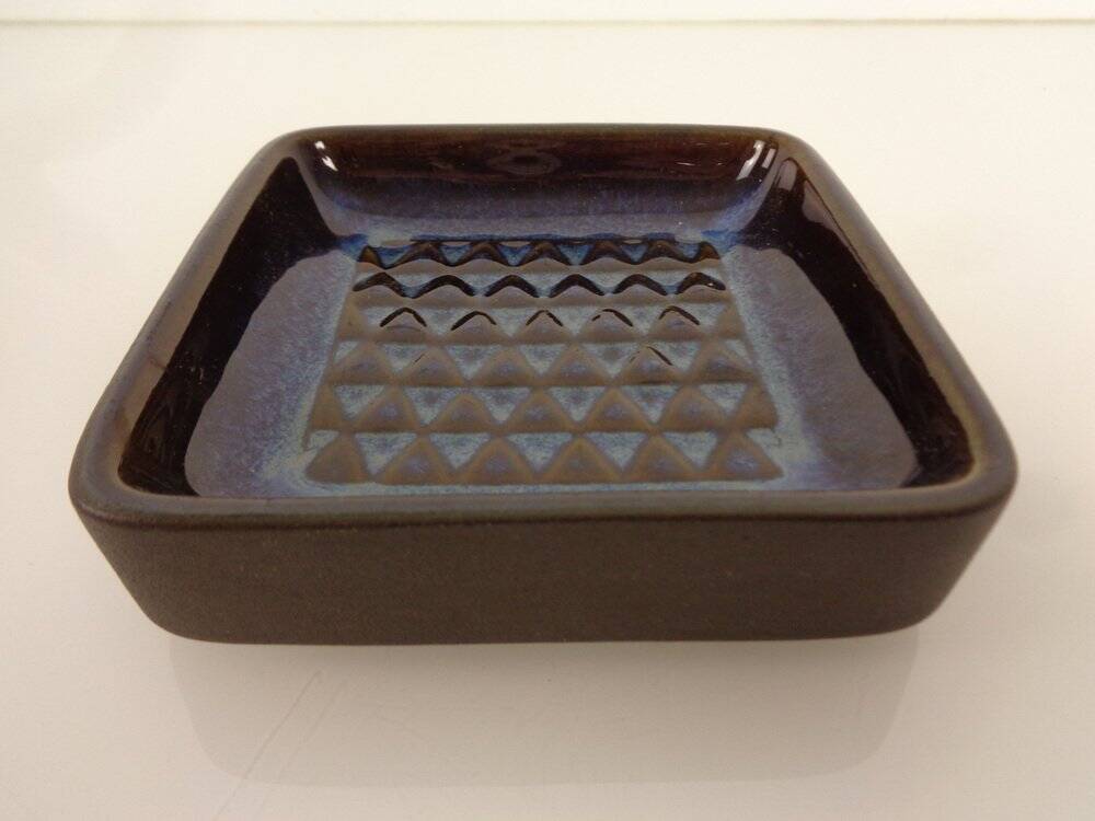 Danish studio ceramic bowls by Einar Johansen for Soholm Stentoj, 1960s, set of 2.