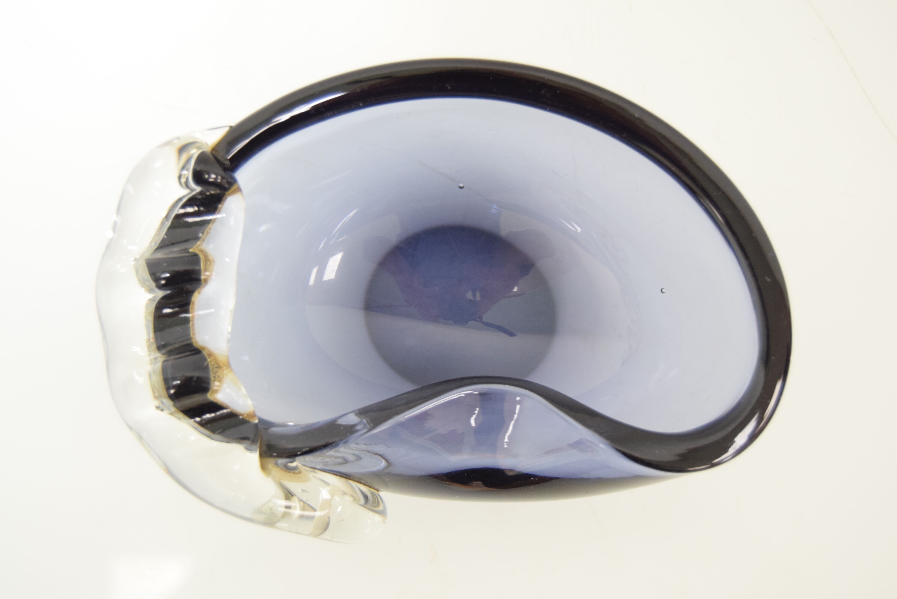 Cendrier en verre, par Glasswork Novy Bor, années 1960.