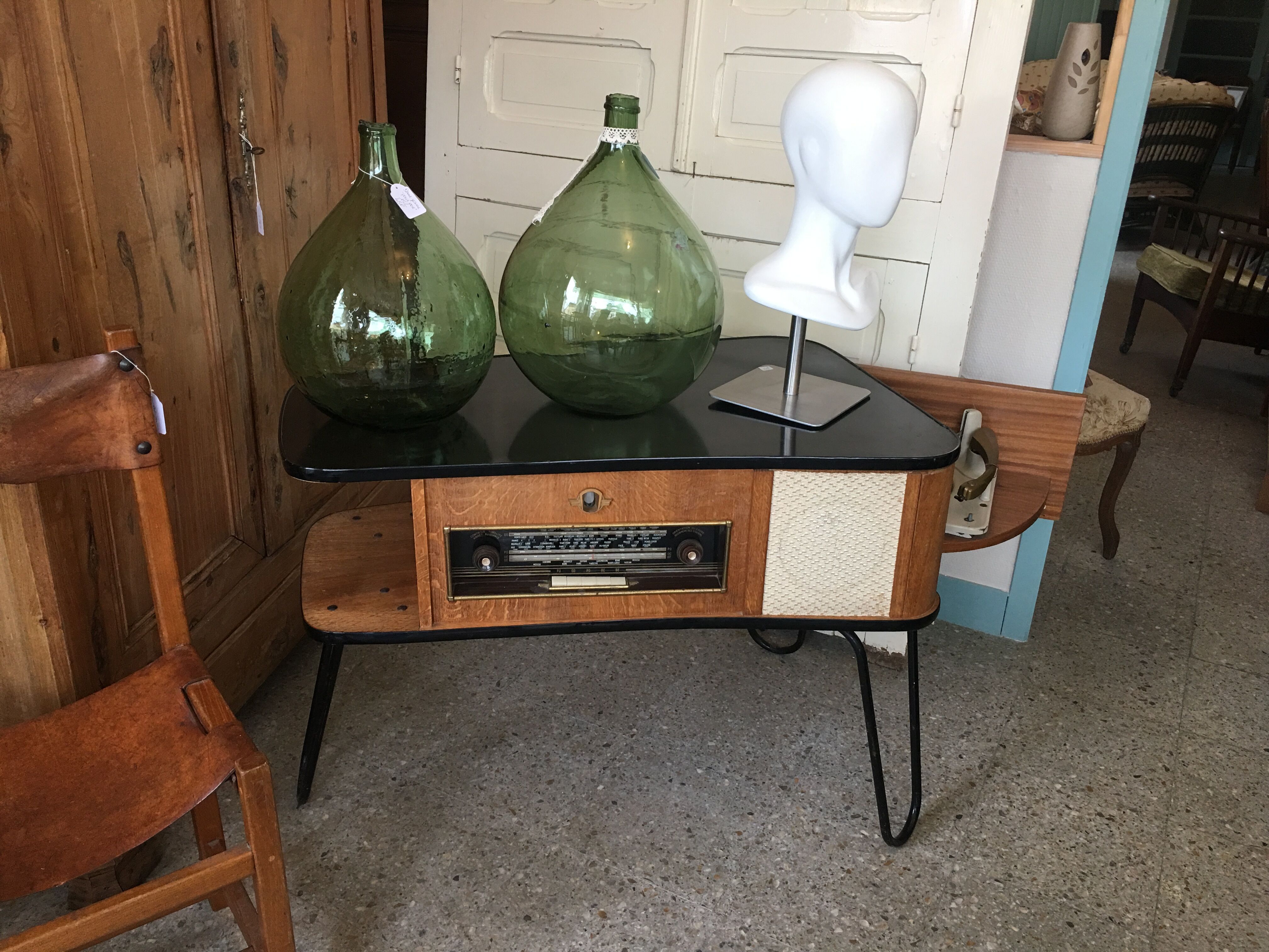 Radio furniture turns disc