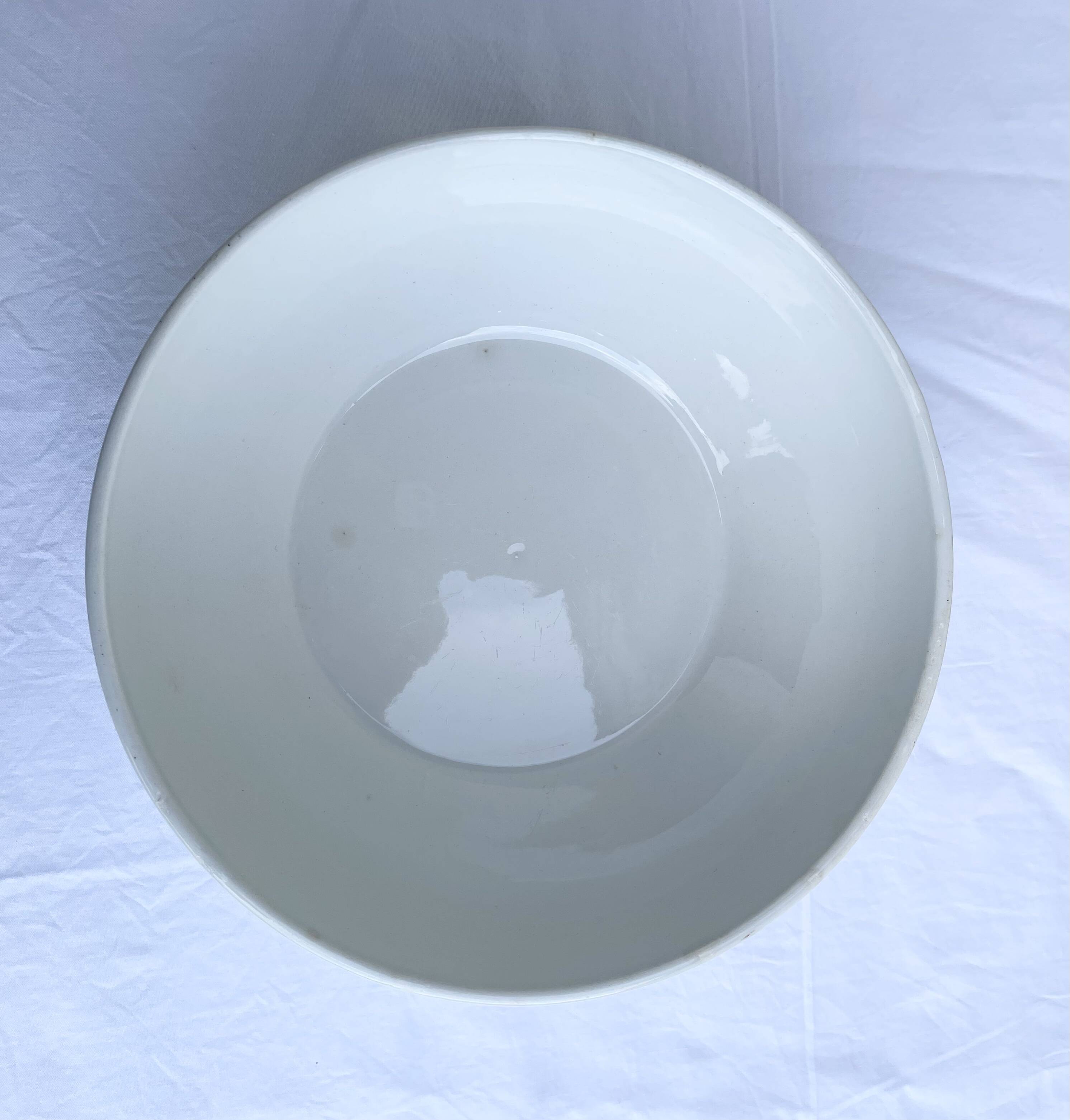 Vintage salad bowl HBCM Luxeuil model opaque porcelain