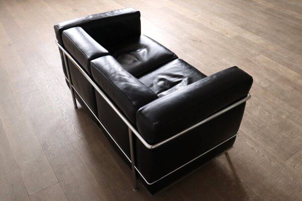 Canapé deux places vintage Cassina LC2 par Charlotte Perriand et Le Corbusier
