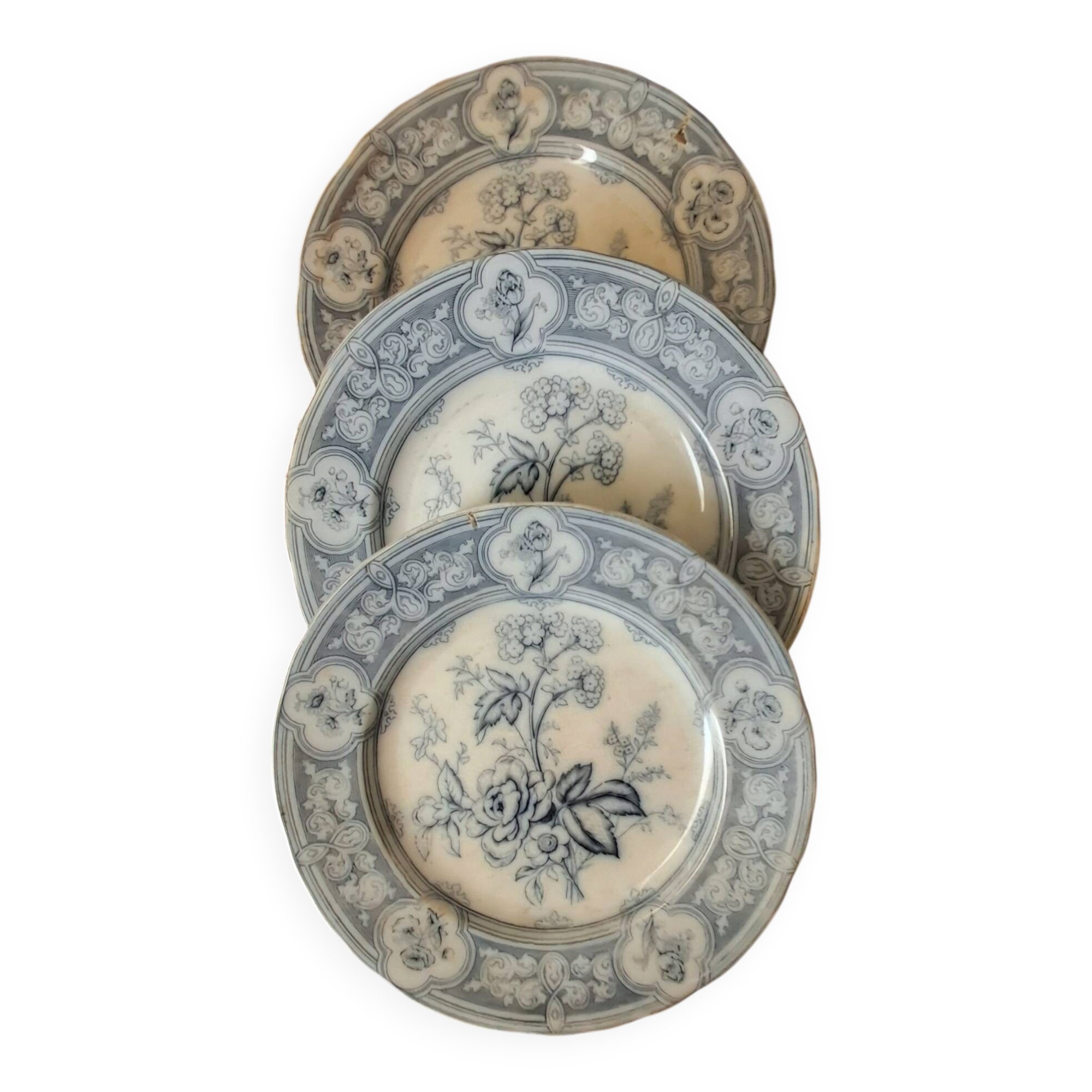 Assiettes en faïence anglaise. 19ème.  Grosvenor China