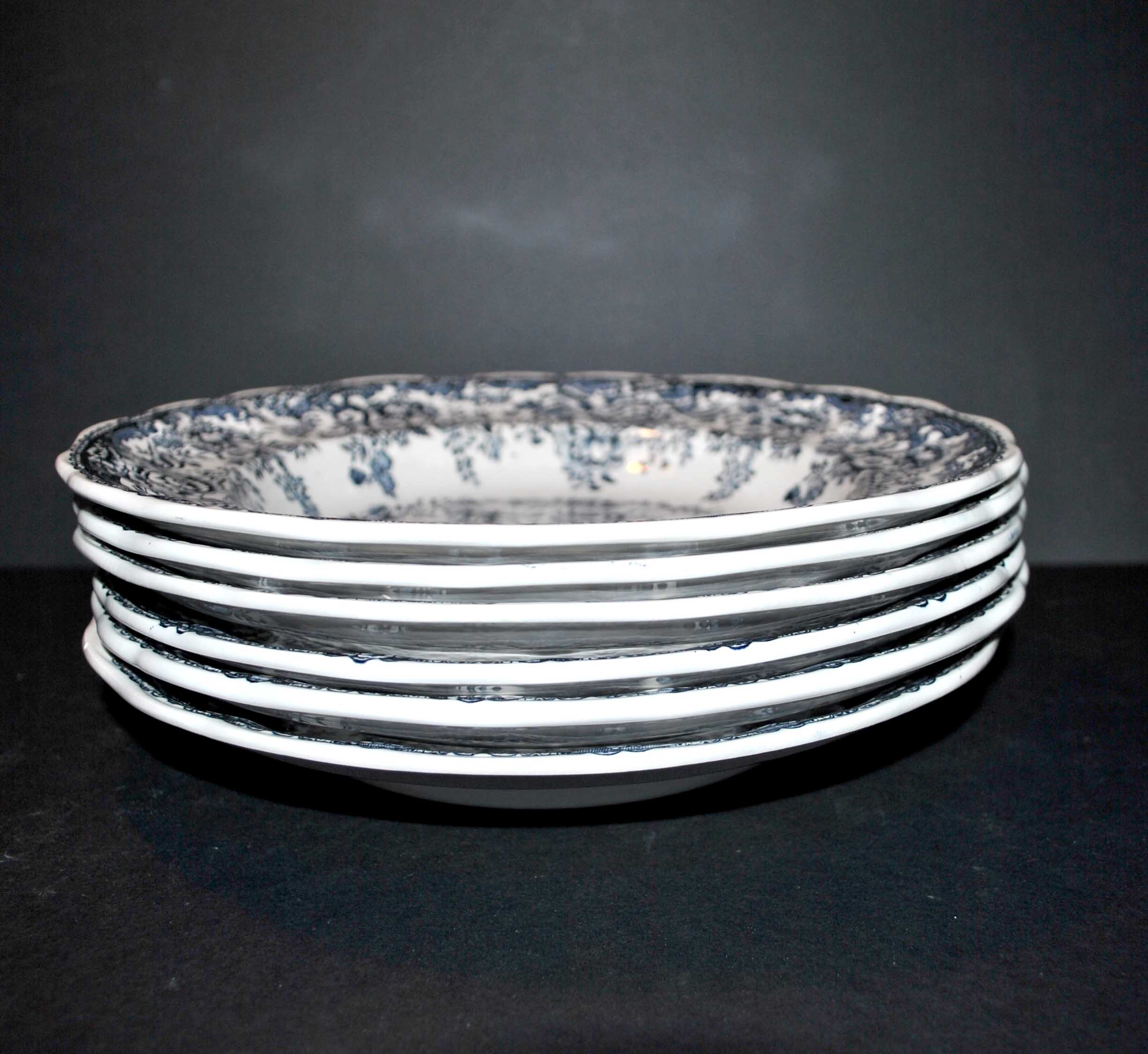 Series of 6 plates in Lunéville earthenware decoration English country - picnic in the countryside