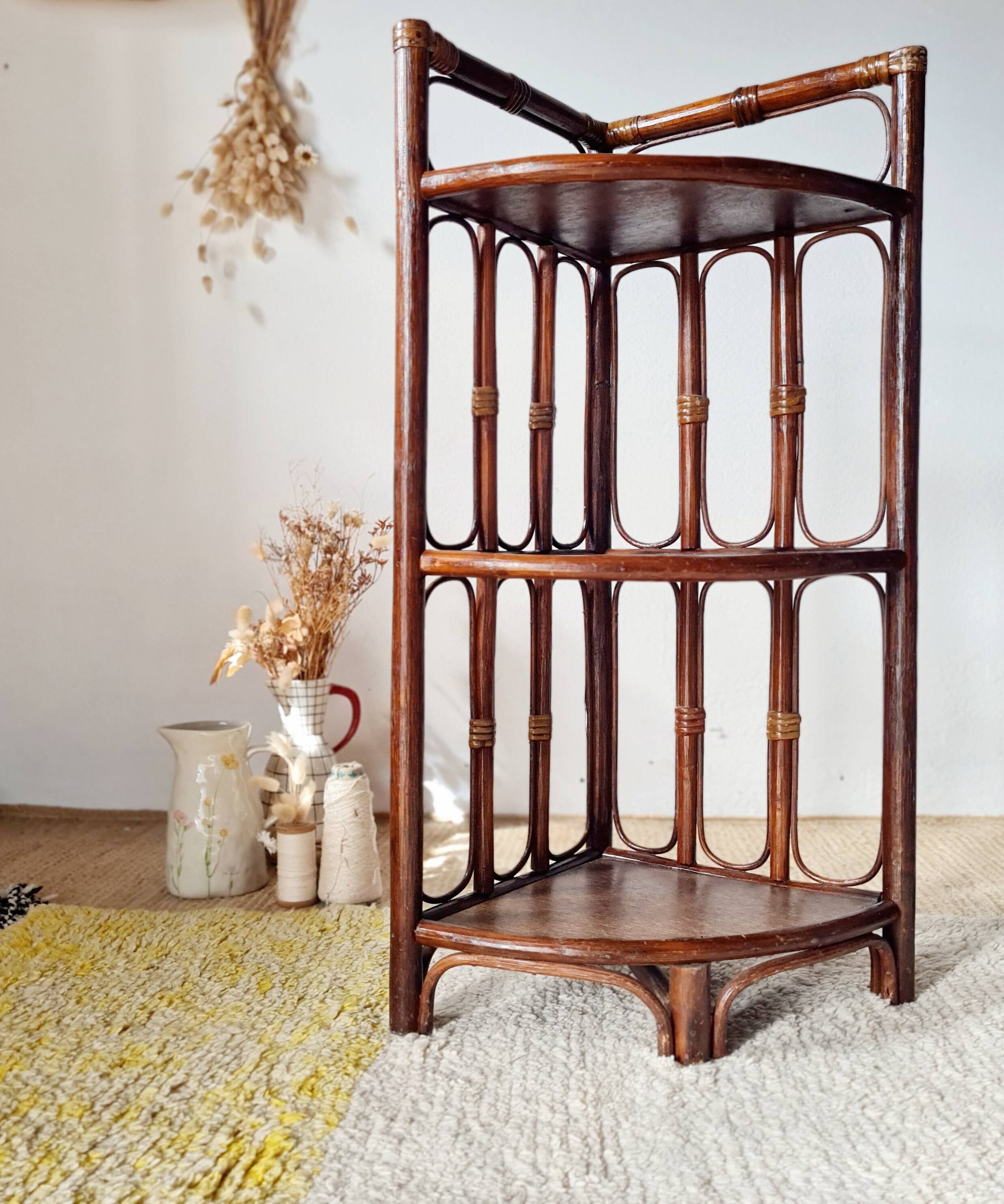 Vintage rattan corner shelf - antique bookcase