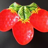 beggar or servant in strawberry-shaped slip