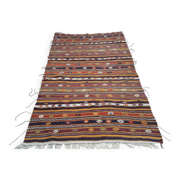 Kilim turc vintage tissé main 136x218 cm
