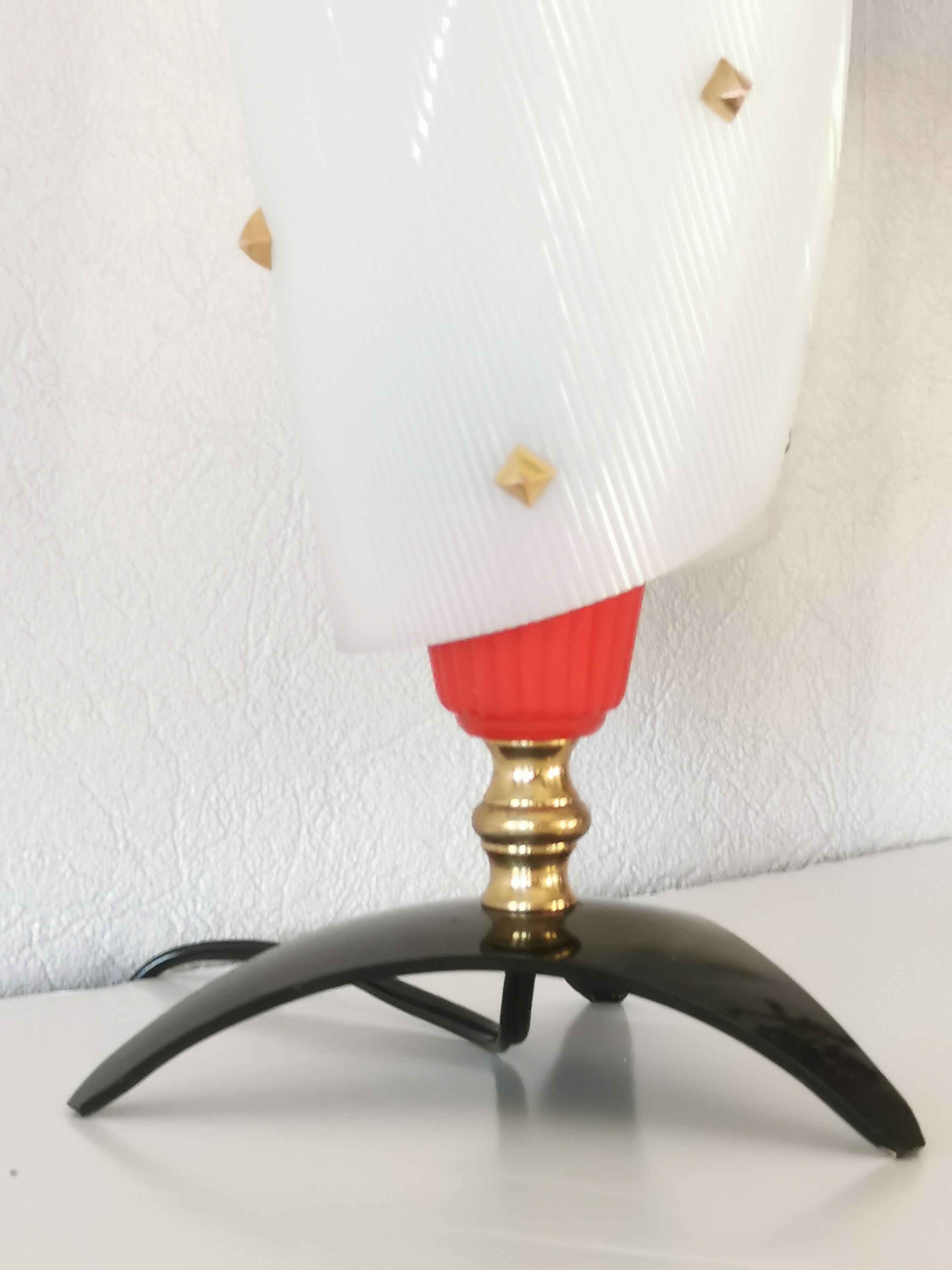 Rockabilly side lamp, perspex and brass, Pierre Guariche style, 1950