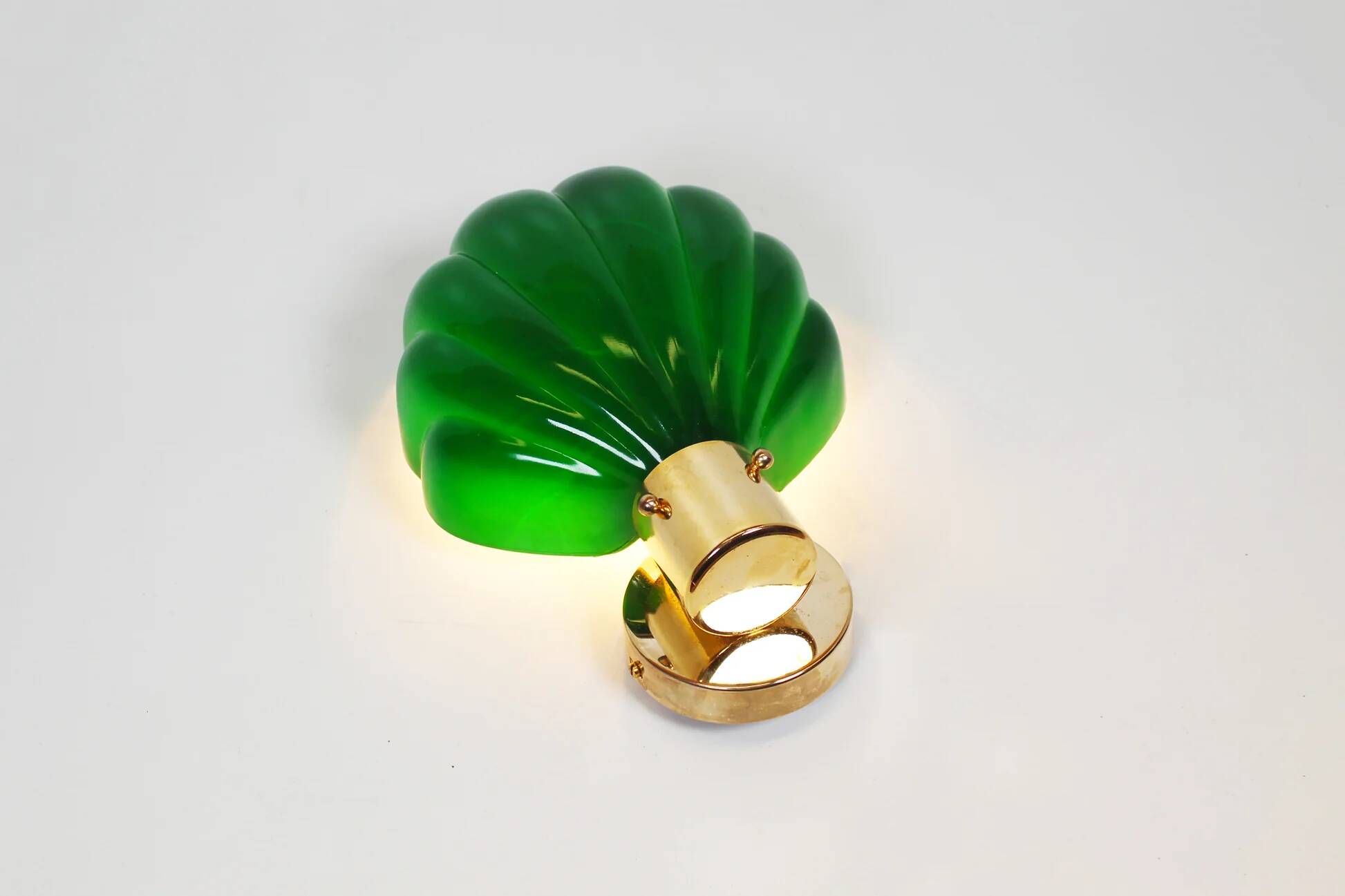 Pair of Italian 1970s wall lamps in Murano glass and brass