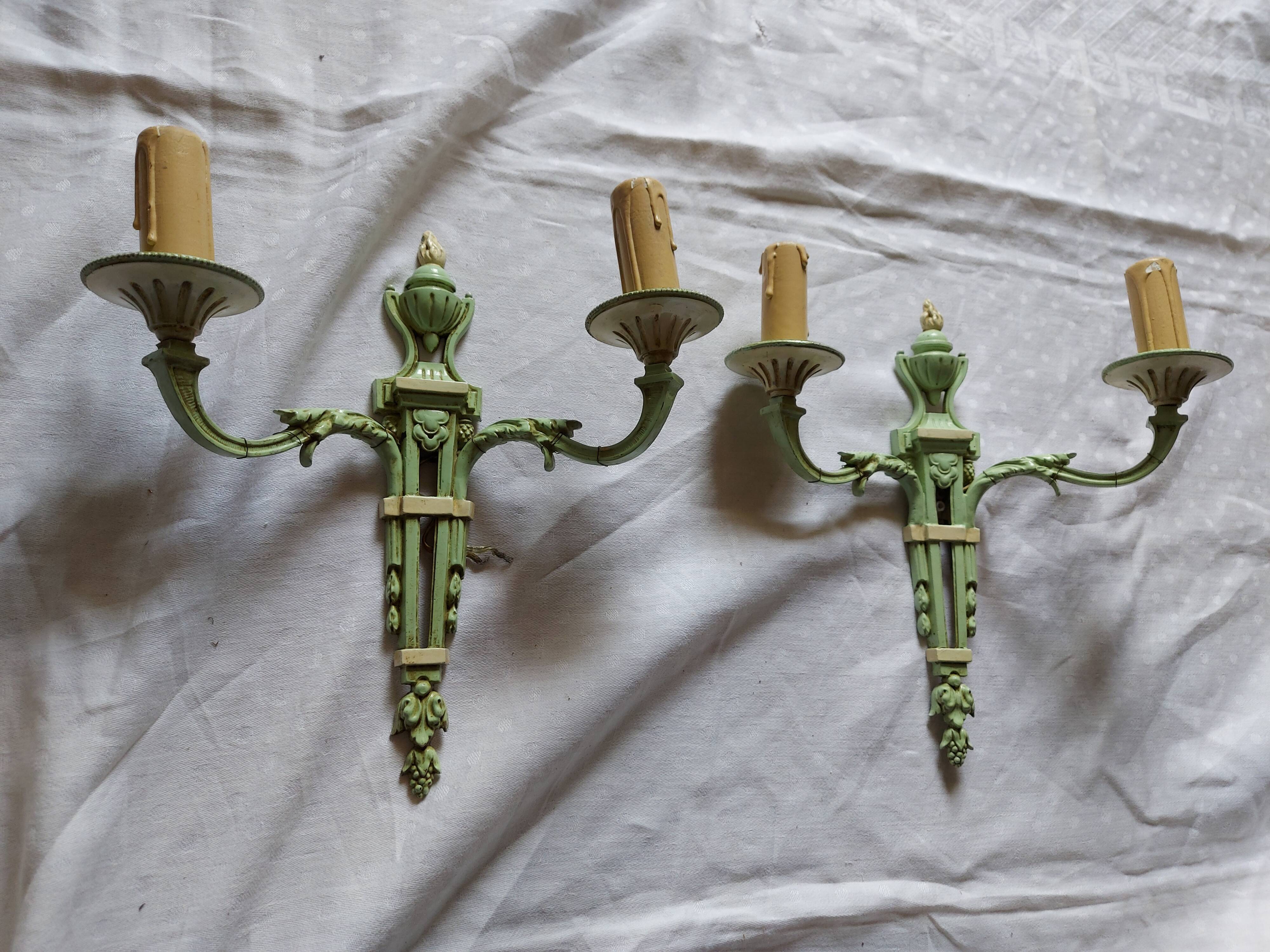 Paire d'appliques style Louis XVI