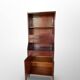 Bibliothèque italienne en bois et placage d'acajou, années 1960.