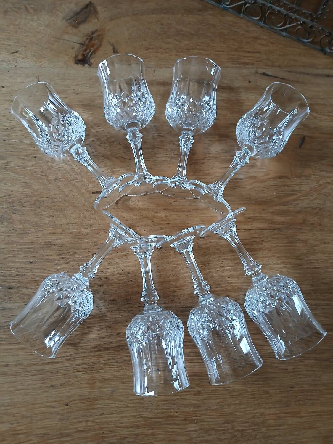 8 crystal stemmed glasses