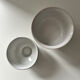Paire de petits vases blancs 