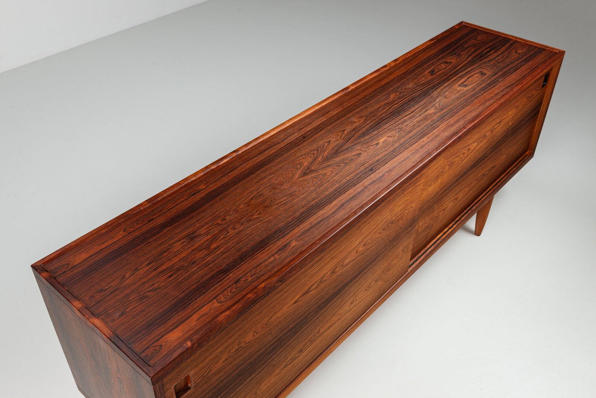 Niels Otto Moller sideboard in rosewood J.L. Mollers Denmark 1960
