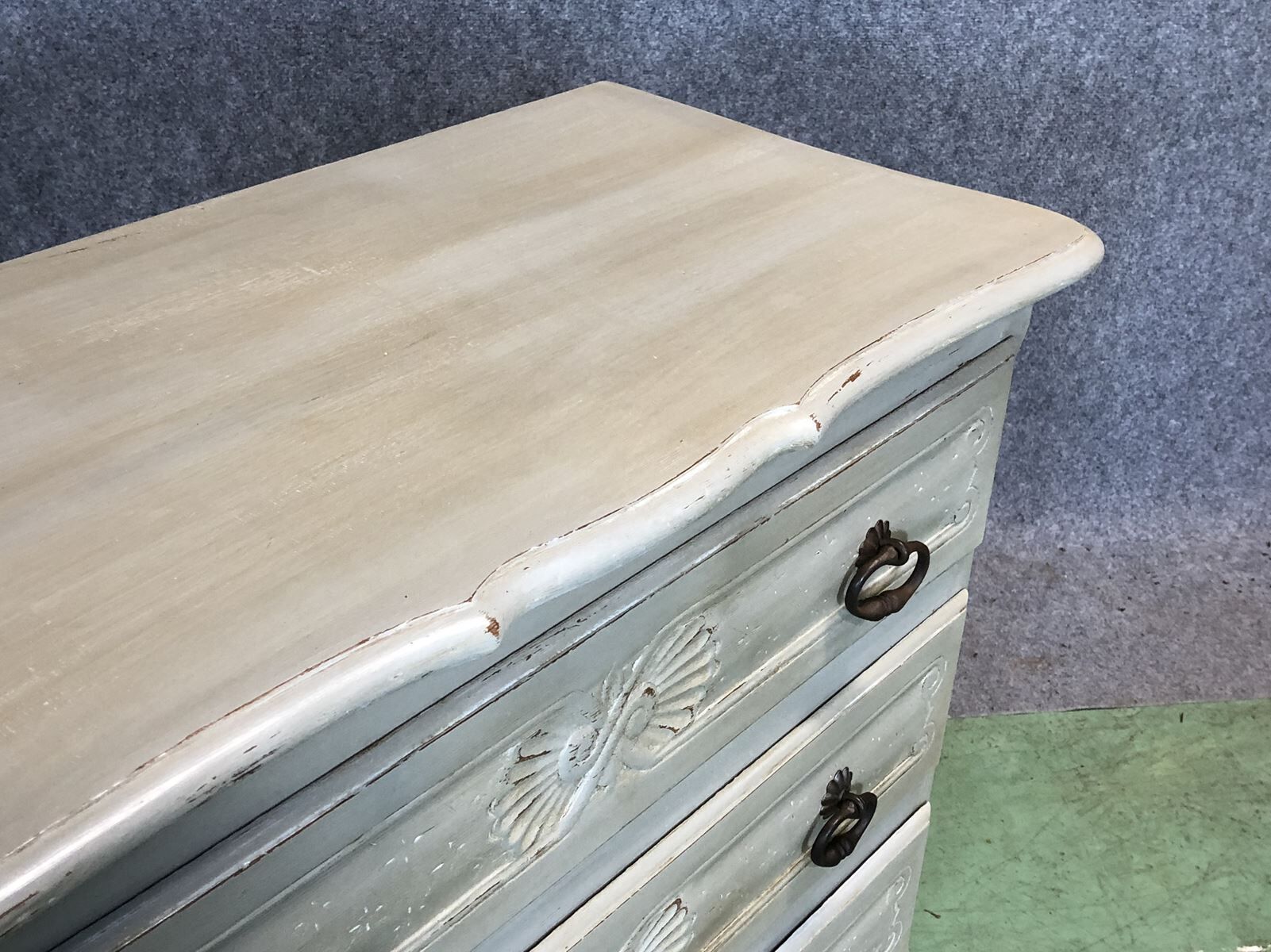Louis XV style chest of drawers in oak wood 60s