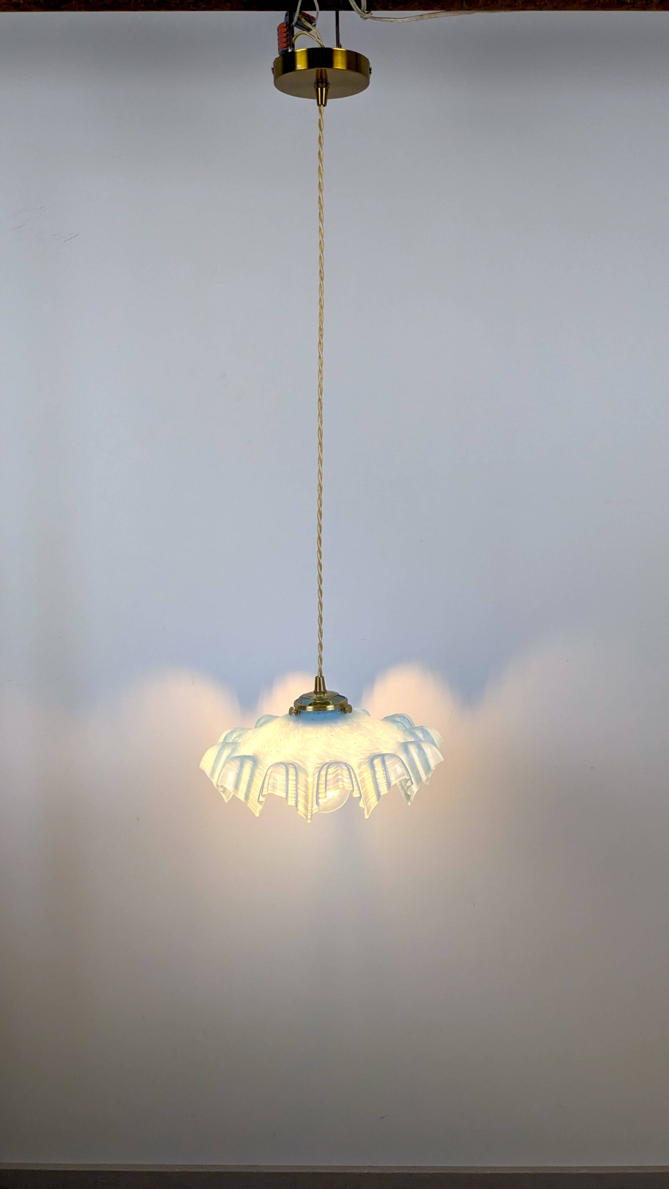 Suspension en verre de Clichy bleu