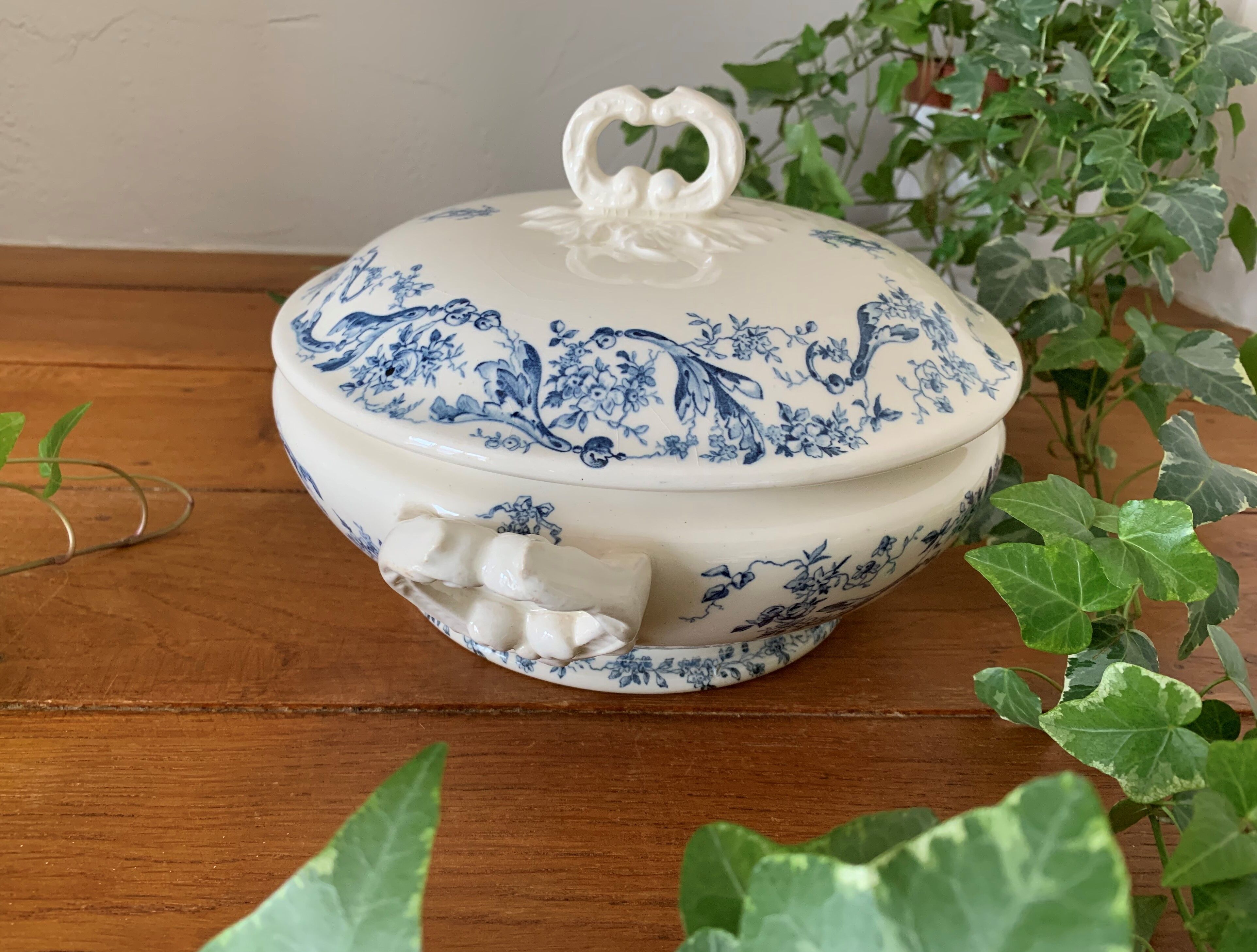 Old soup pot in GIEN earthenware – ATTRIBUTES model