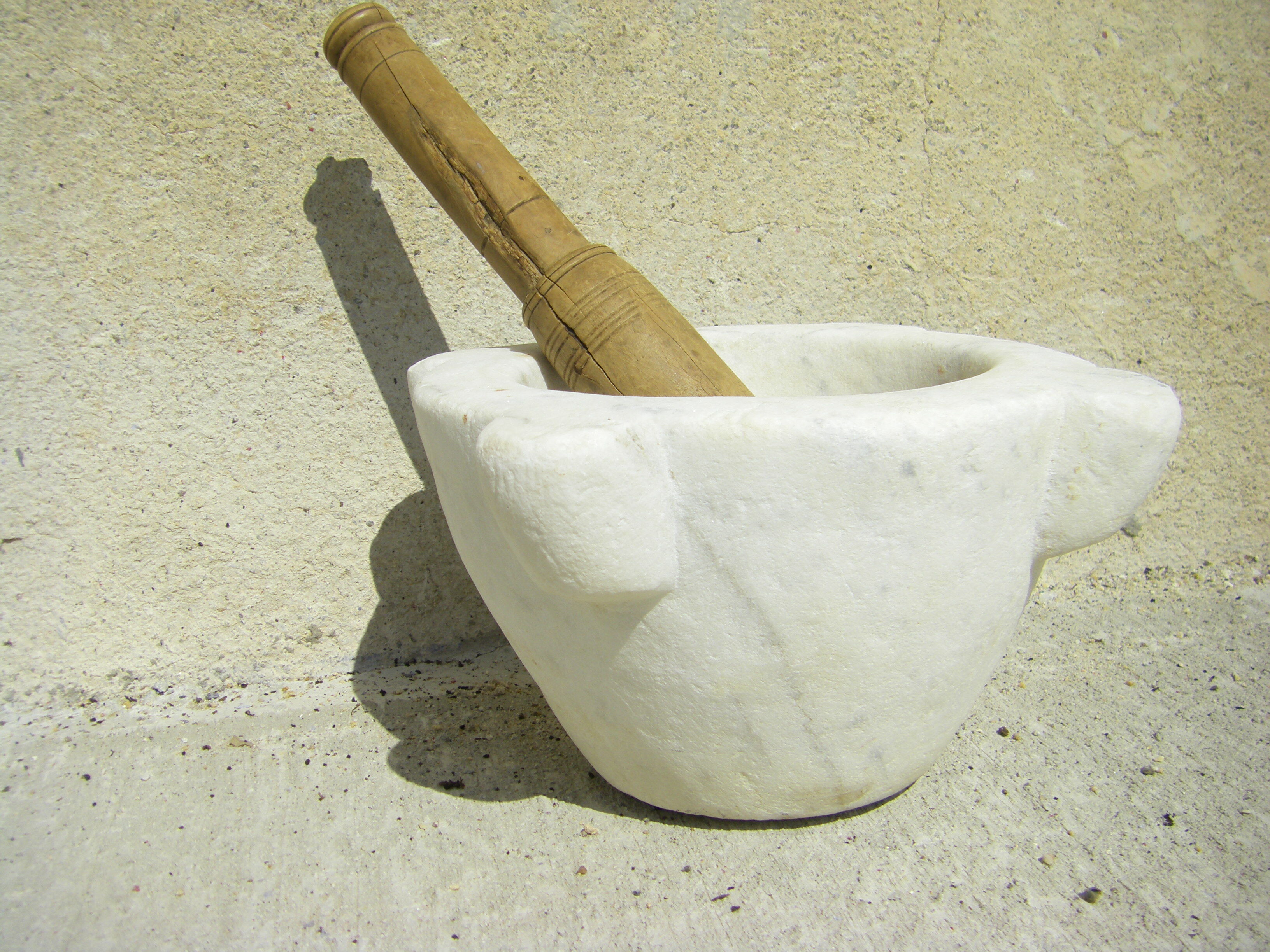 Marble mortar