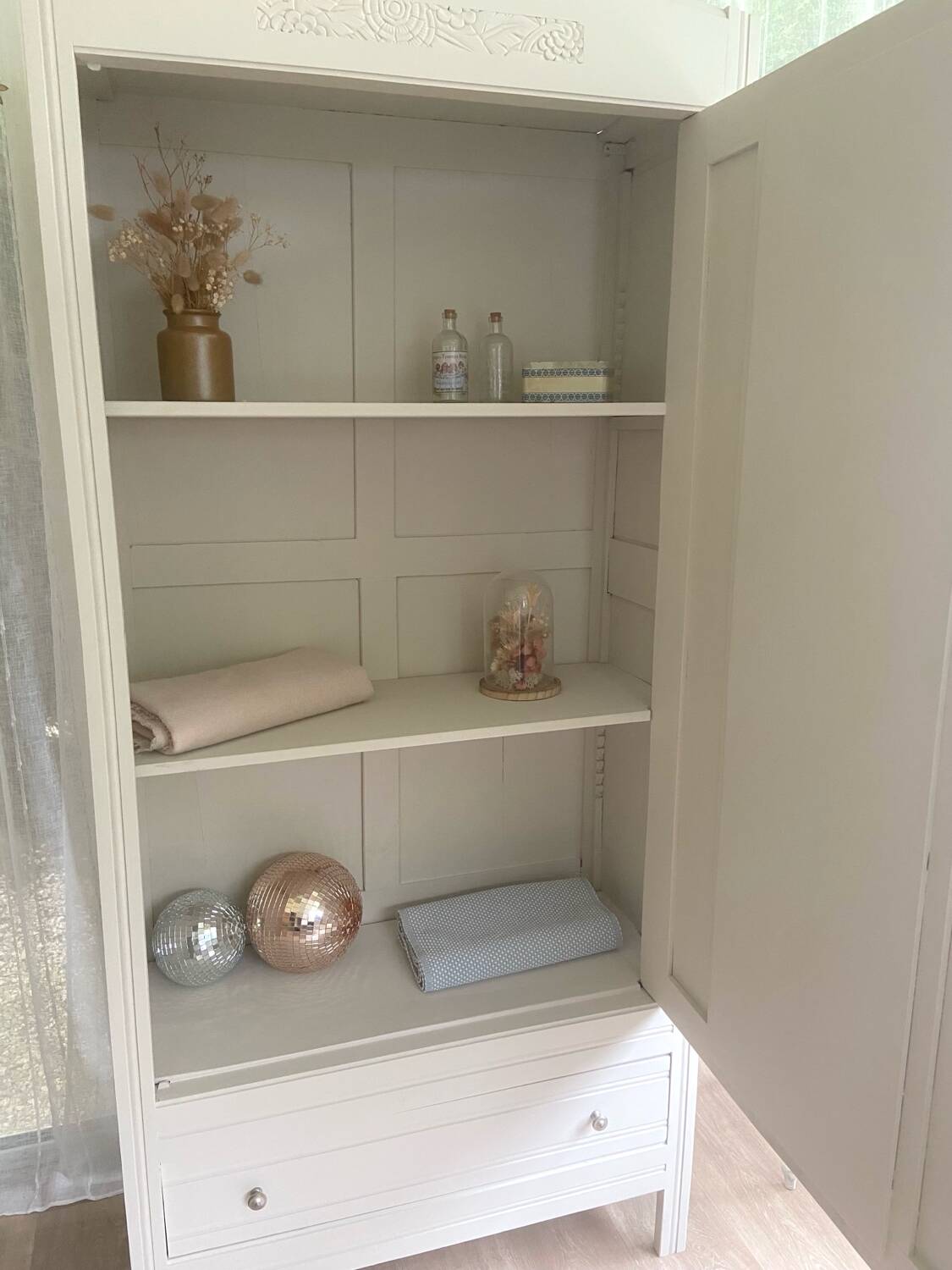 Art Deco wardrobe