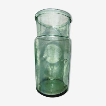 Bocal 19eme en verre soufflé bouche , fait main, verre bullé  couleur vert  clair de 20.5 cm
