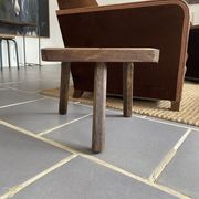 Tabouret de ferme tripode ancien