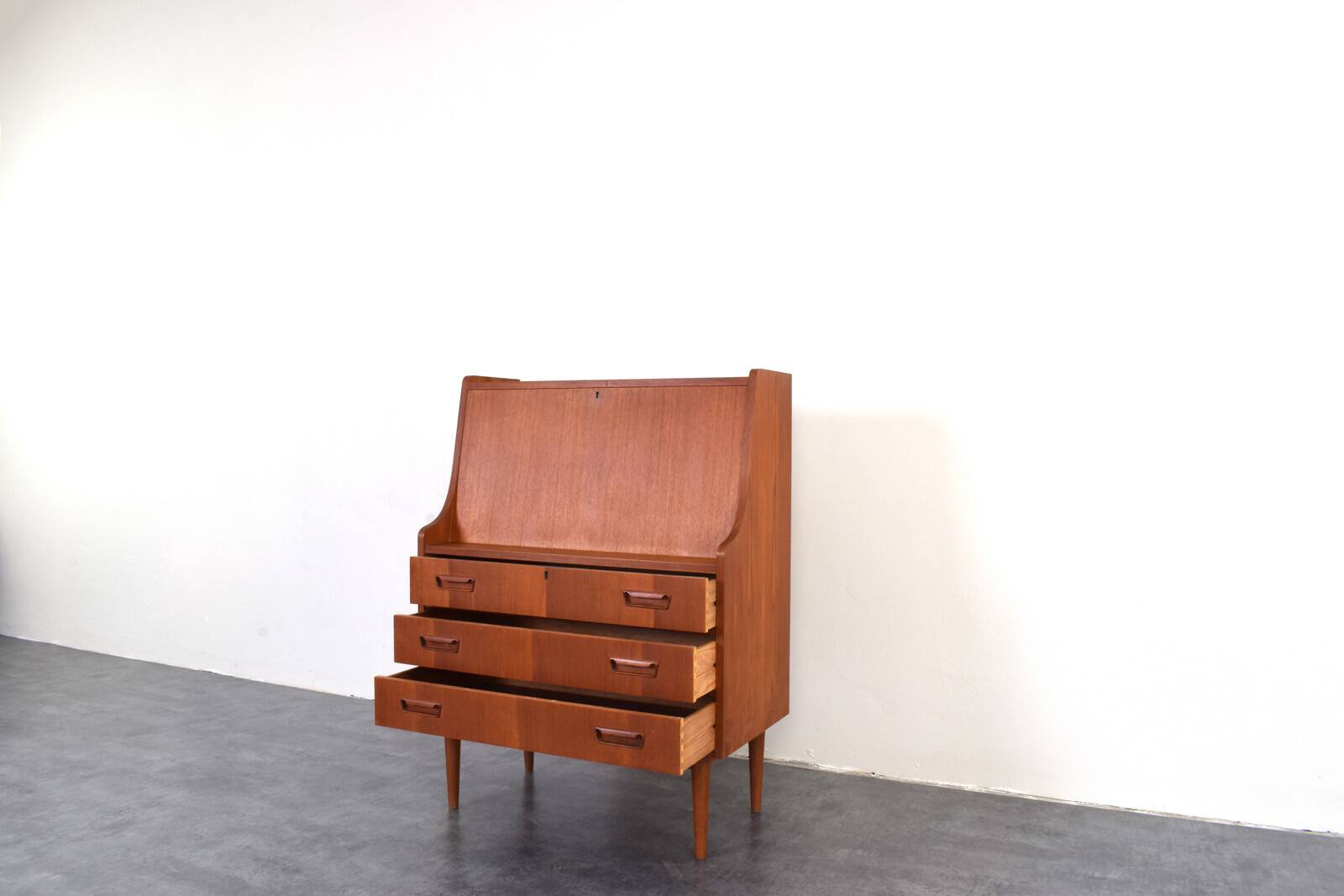 Secrétaire en teck danois du milieu du siècle par Gunnar Nielsen pour Tibergaard, années 1960.
