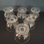 6 coupes à champagne Briançon signees Daum