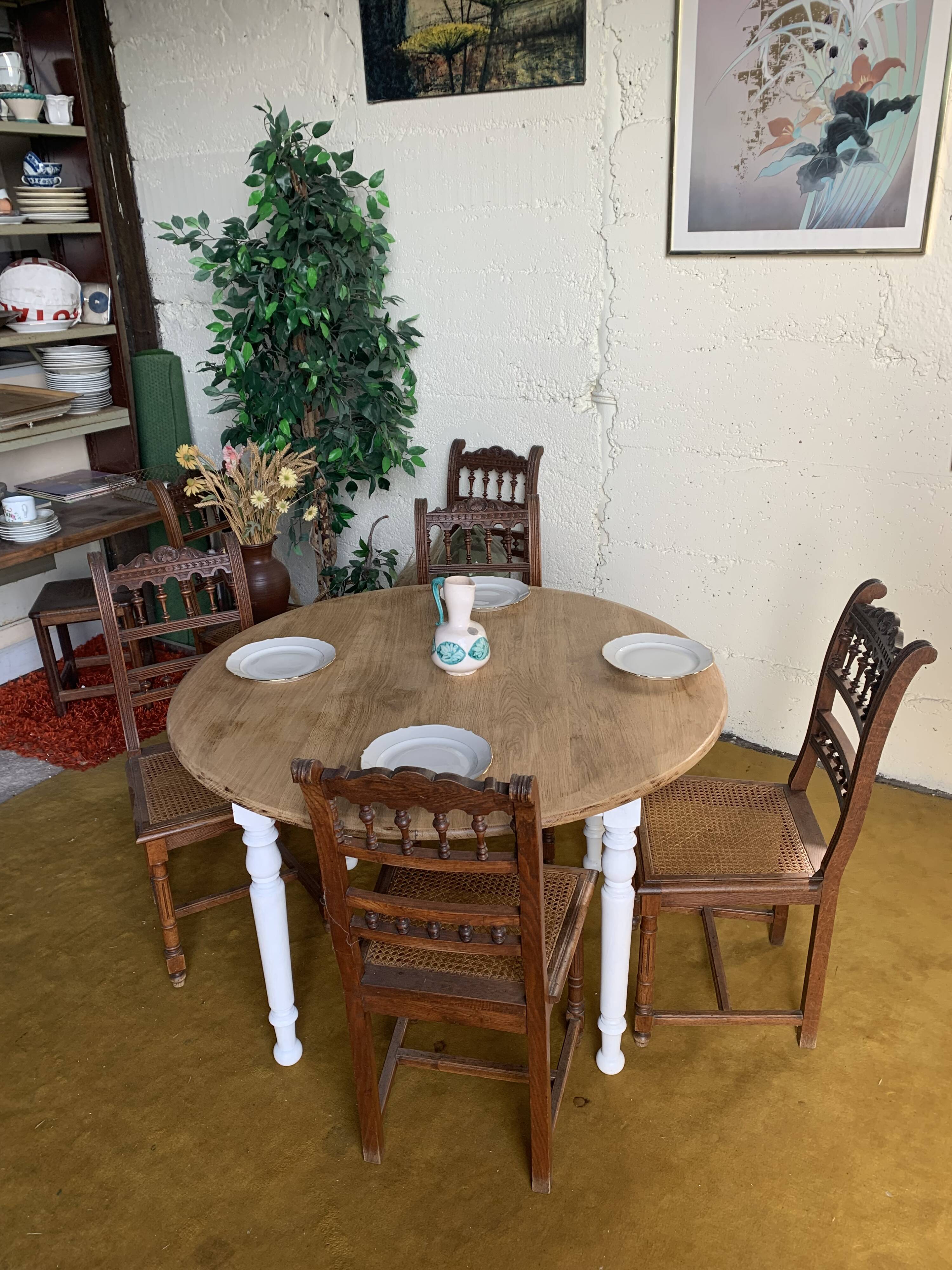 Round raw wood table