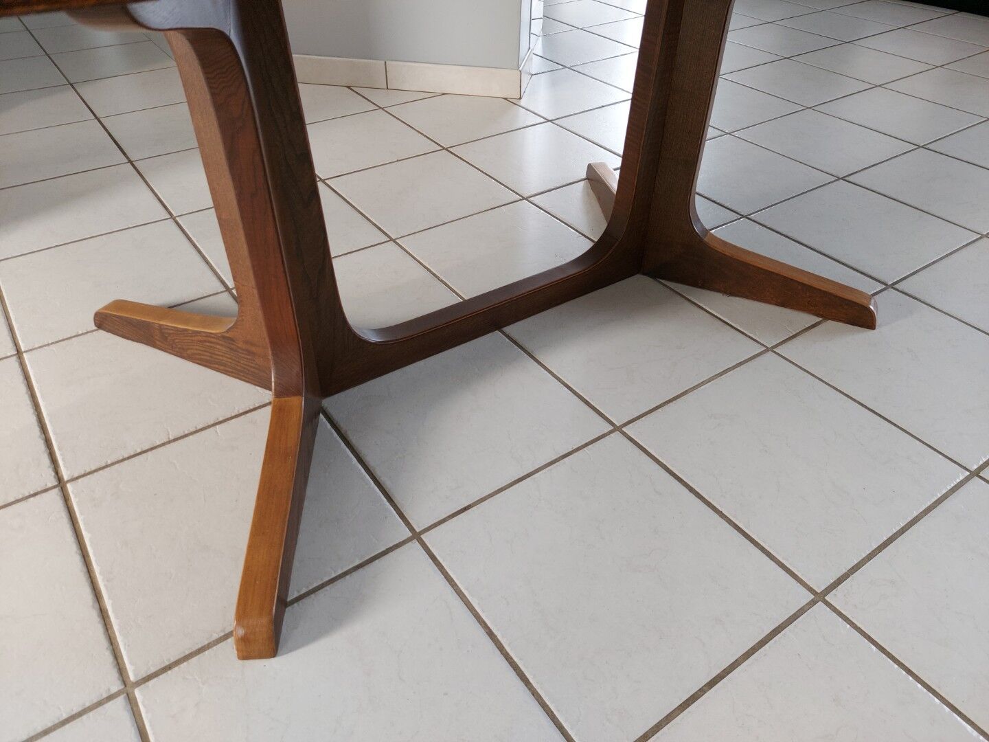 Vintage Baumann 1970s extendable table