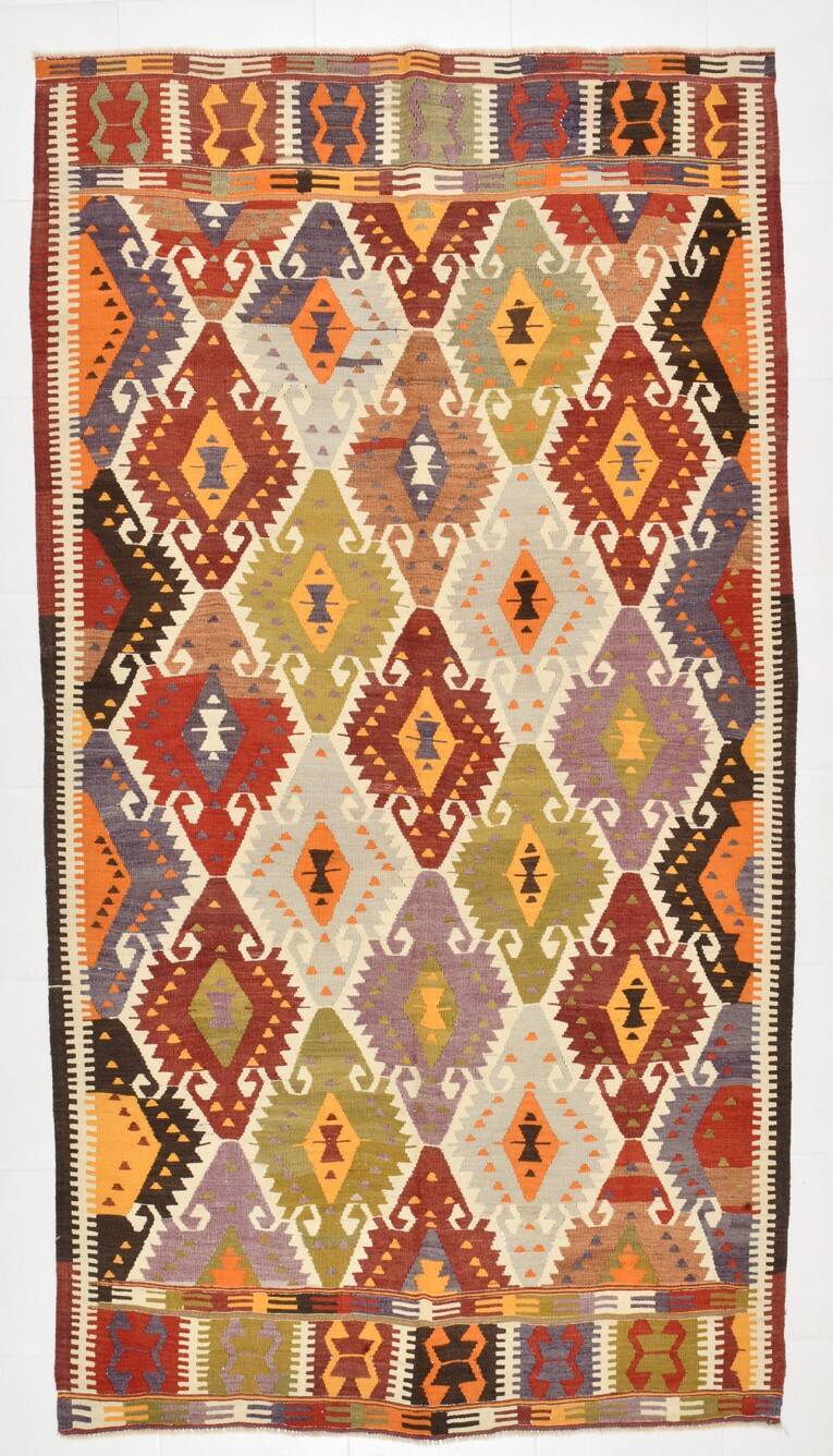 5x9 Geometric Style Vintage Kilim Rug,