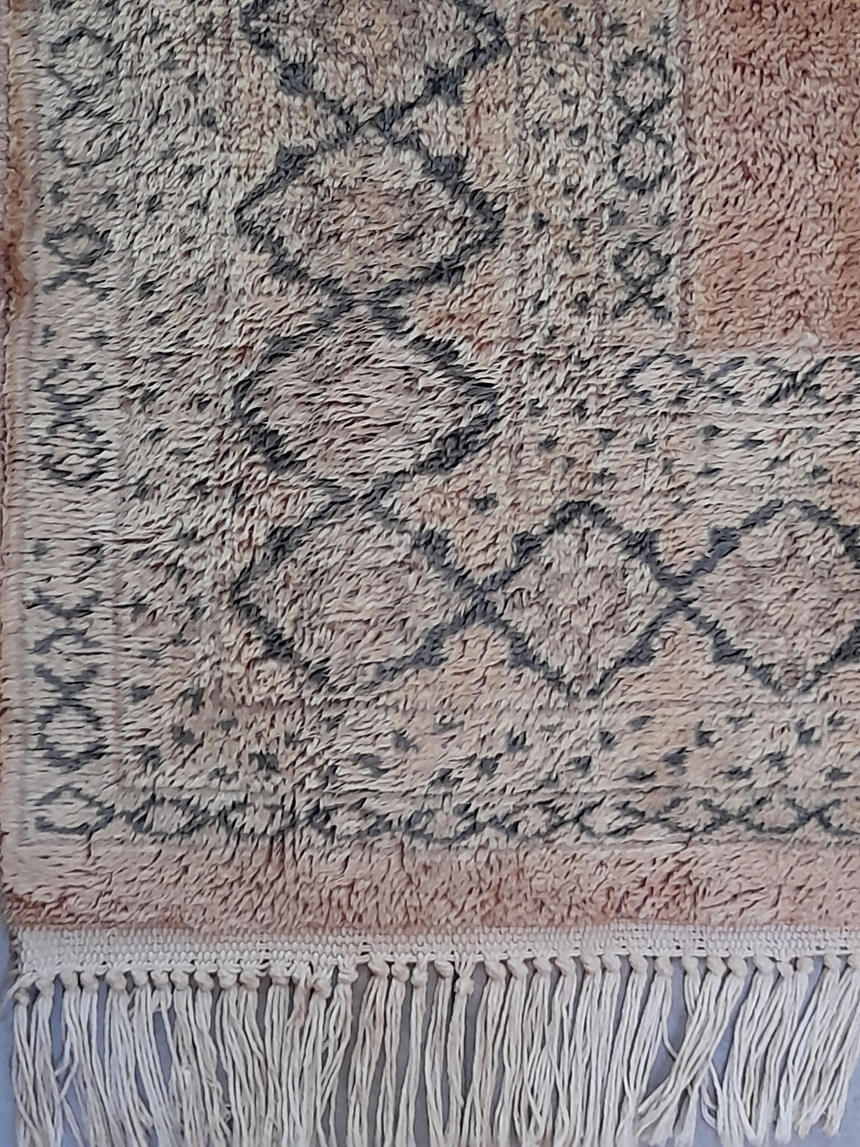 Handmade carpet 291x175cm