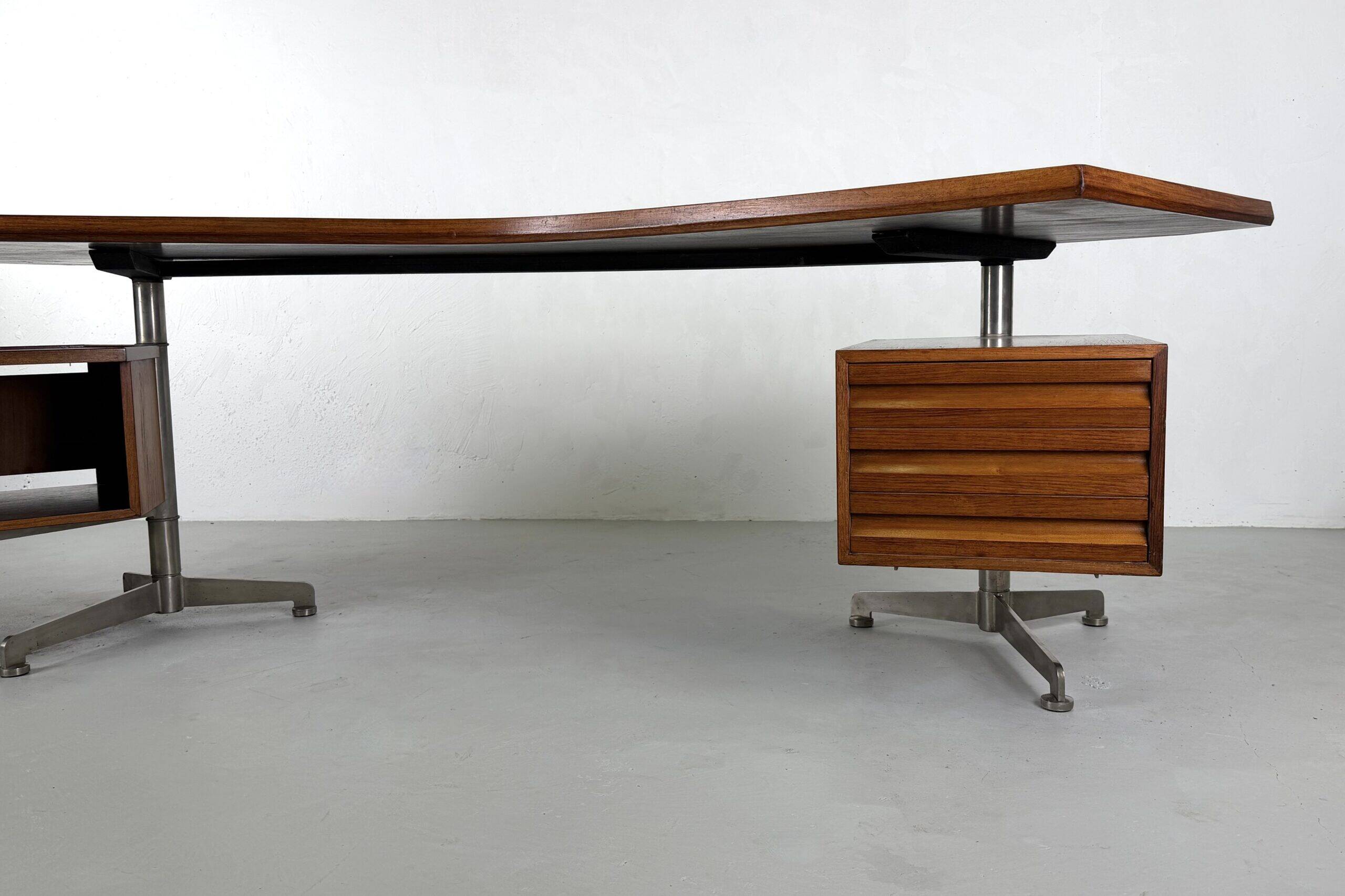 Executive desk T96 by Osvaldo Borsani for Tecno – 1960s