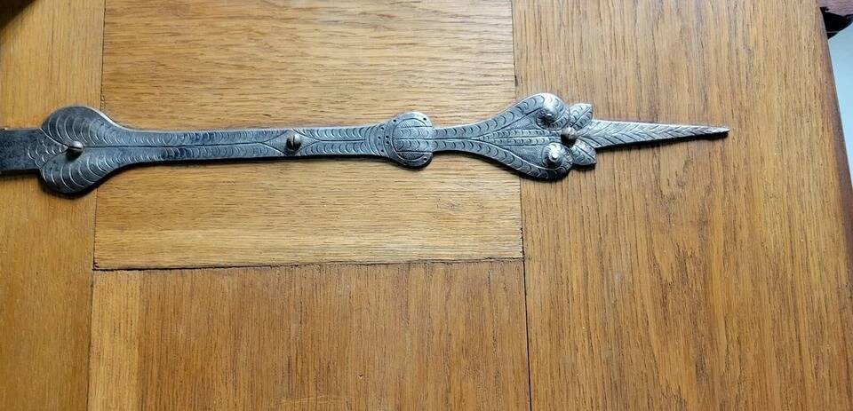 Cabinet or two-part cabinet with Renaissance architectural facade