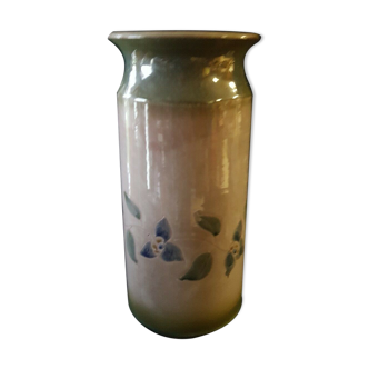 Signed vernissé sandstone vase