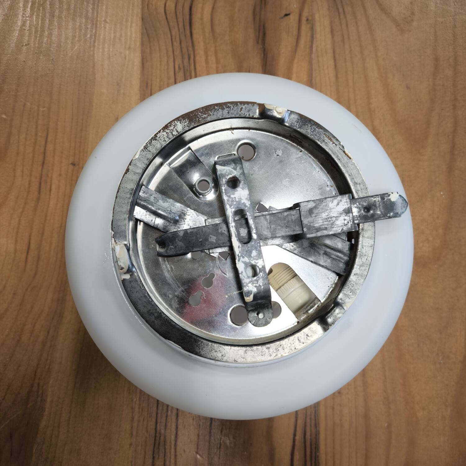 Opaline ceiling light