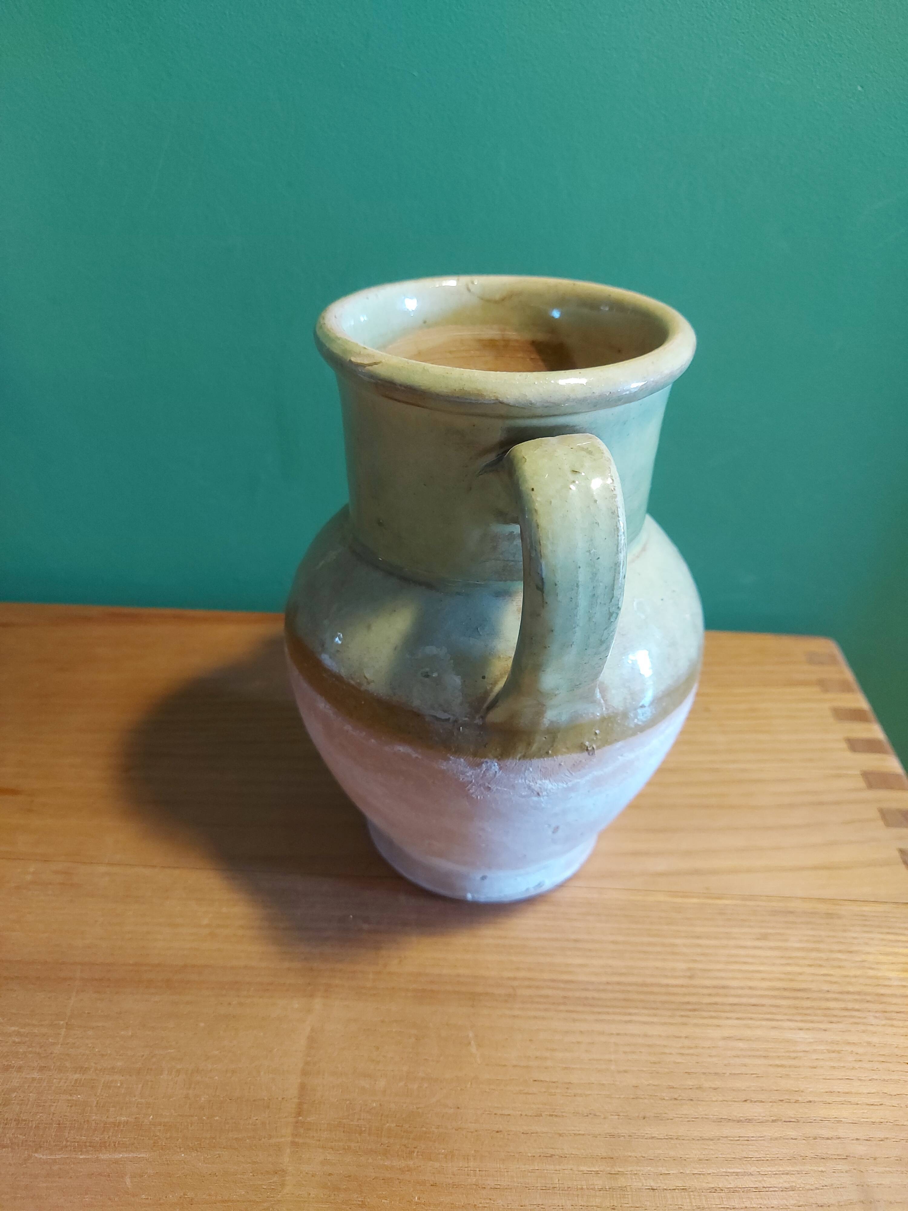 Glazed terracotta pot