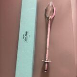 Ice cube tongs