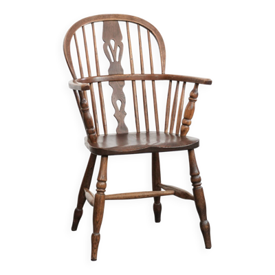 Chaise Windsor anglaise ancienne à dossier bas avec une belle patine