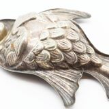Pair of catchalls